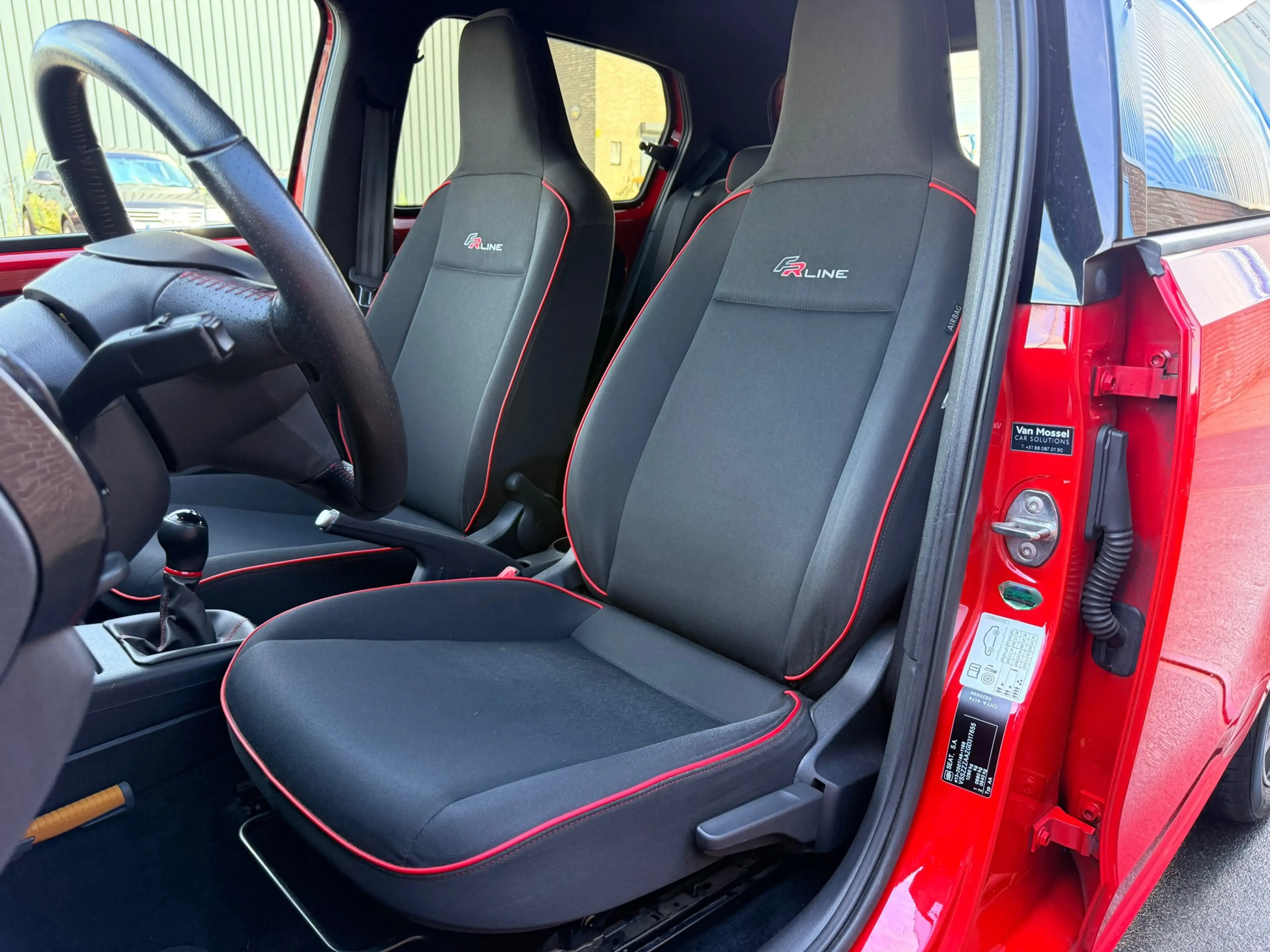 SEAT Mii 1.0 FR Connect Airco — photo 9