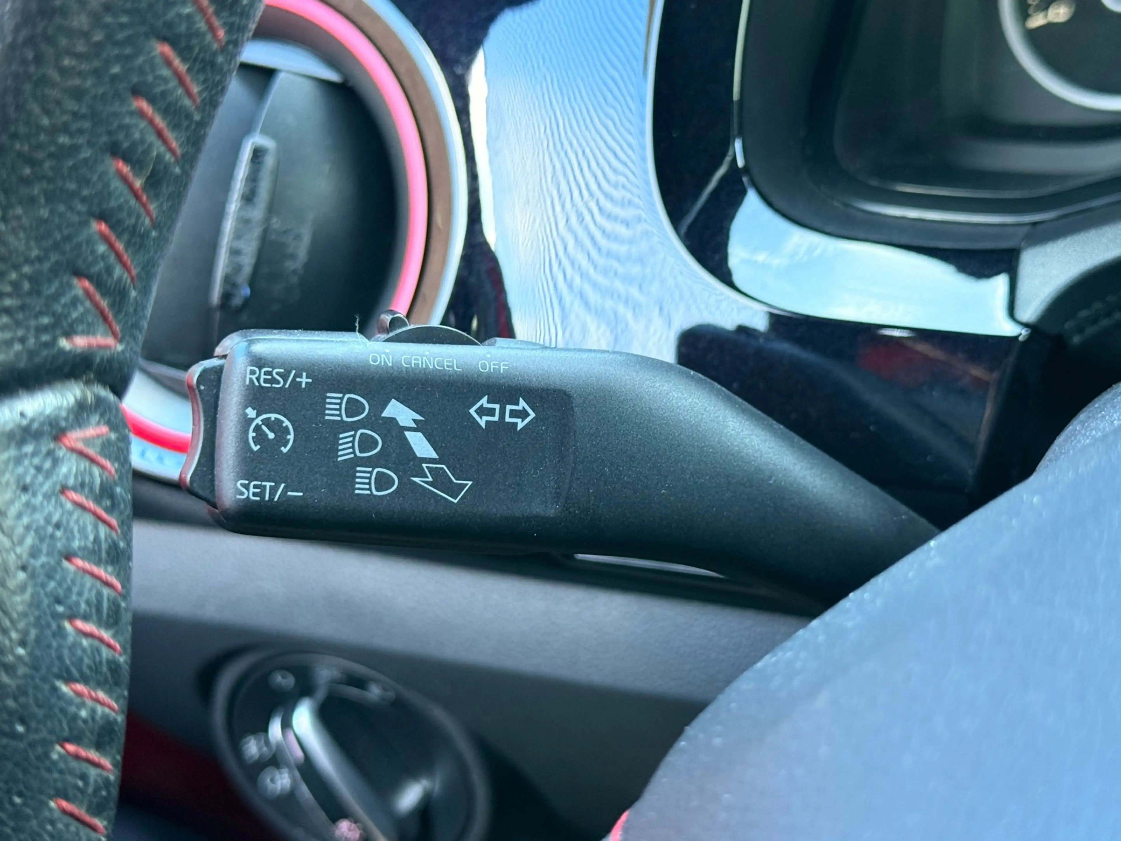SEAT Mii 1.0 FR Connect Airco — photo 5
