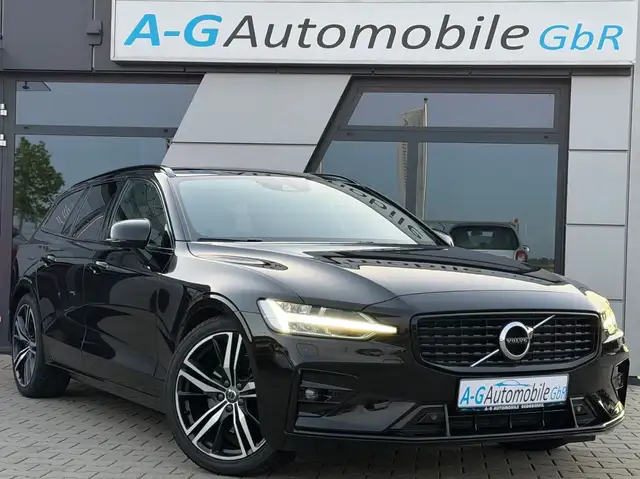 Volvo V60 Kombi R Design Carplay LED AHK RFK 19"LM