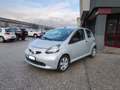 Toyota Aygo 1.0 VVT-i 3p. Now Silber - thumbnail 2