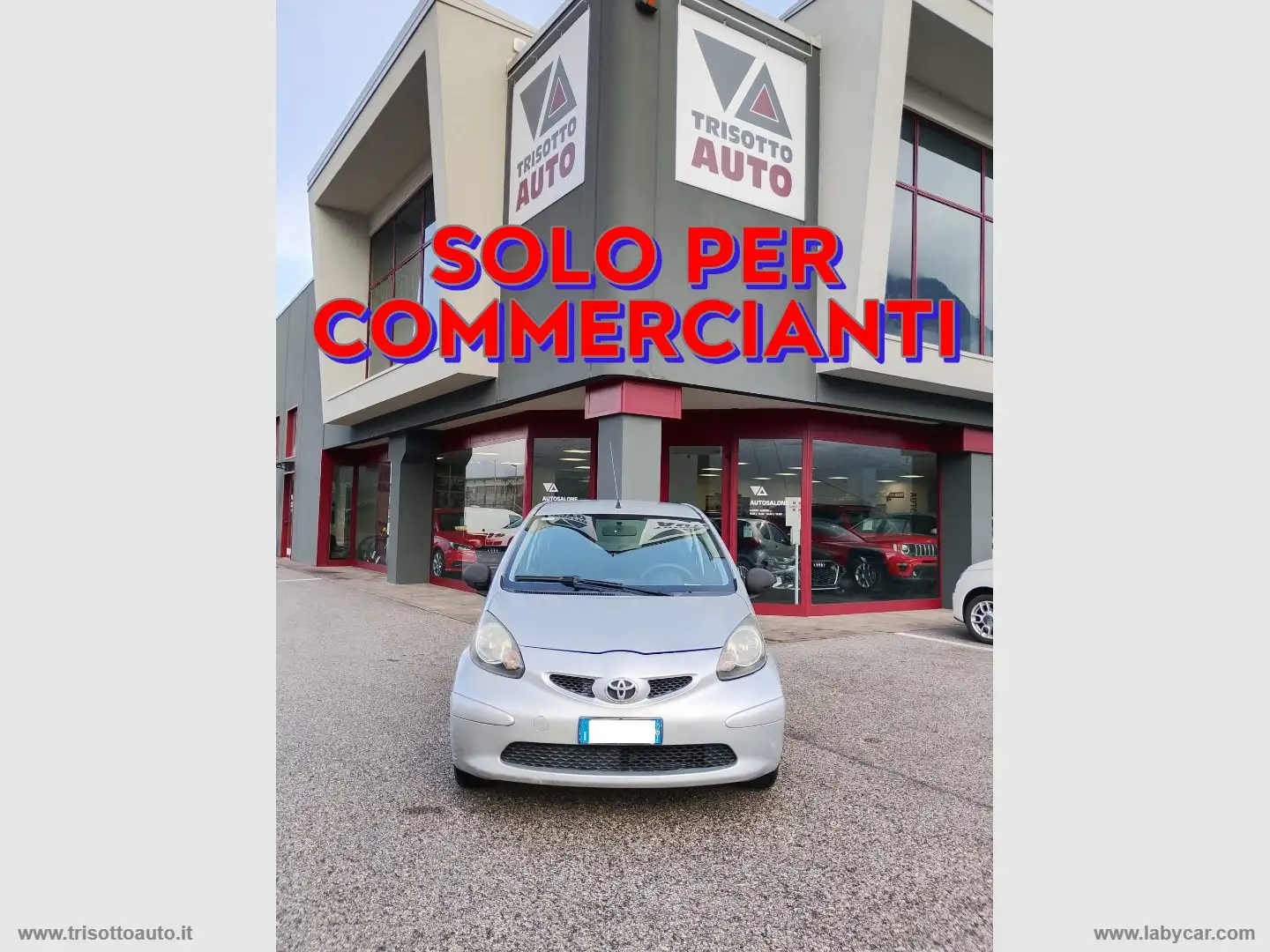 Toyota Aygo 1.0 VVT-i 3p. Now Silber - 1