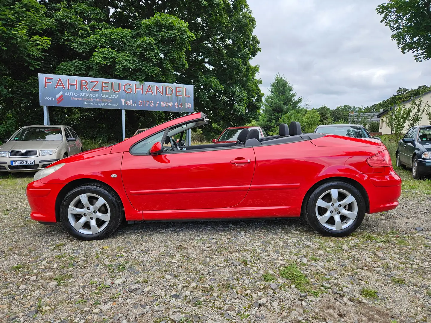 Peugeot 307 Cabrio,Klima,Zahnriemen u Kupplung schon neu!! HU Červená - 1
