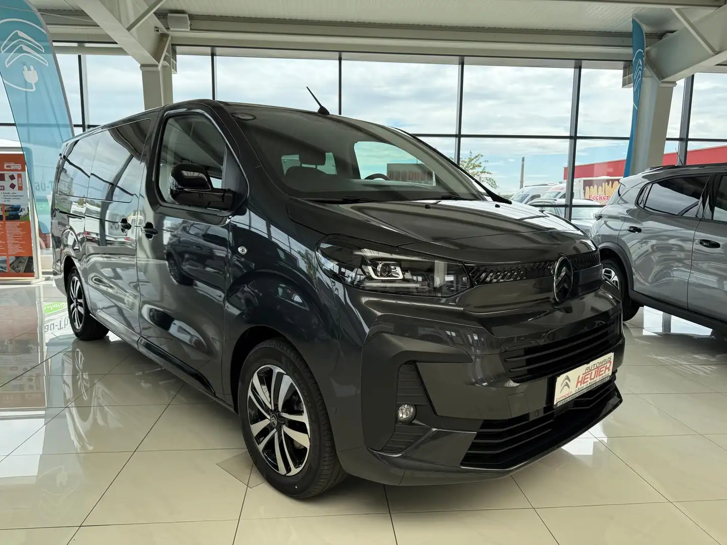 Citroen Spacetourer Plus XL BHDi 180 S&S EAT8 Сірий - 2