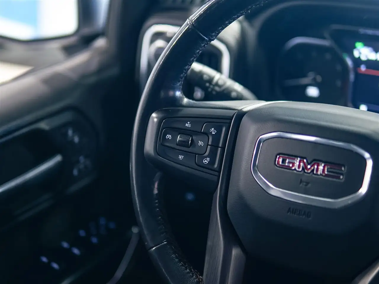 GMC Sierra 1500 снимка GMC Sierra 1500