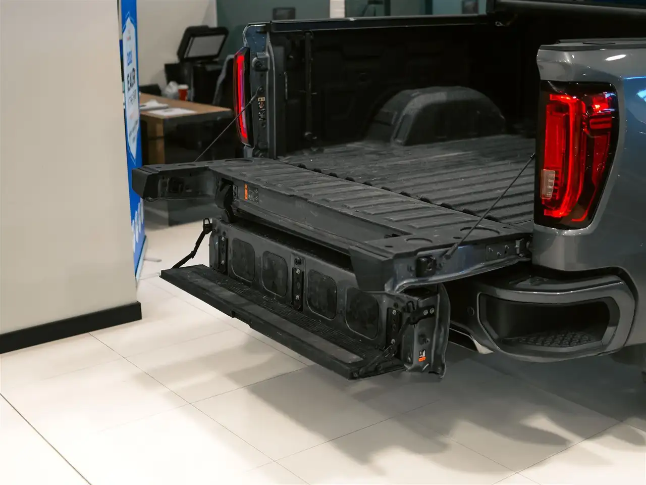 GMC Sierra 1500 снимка GMC Sierra 1500