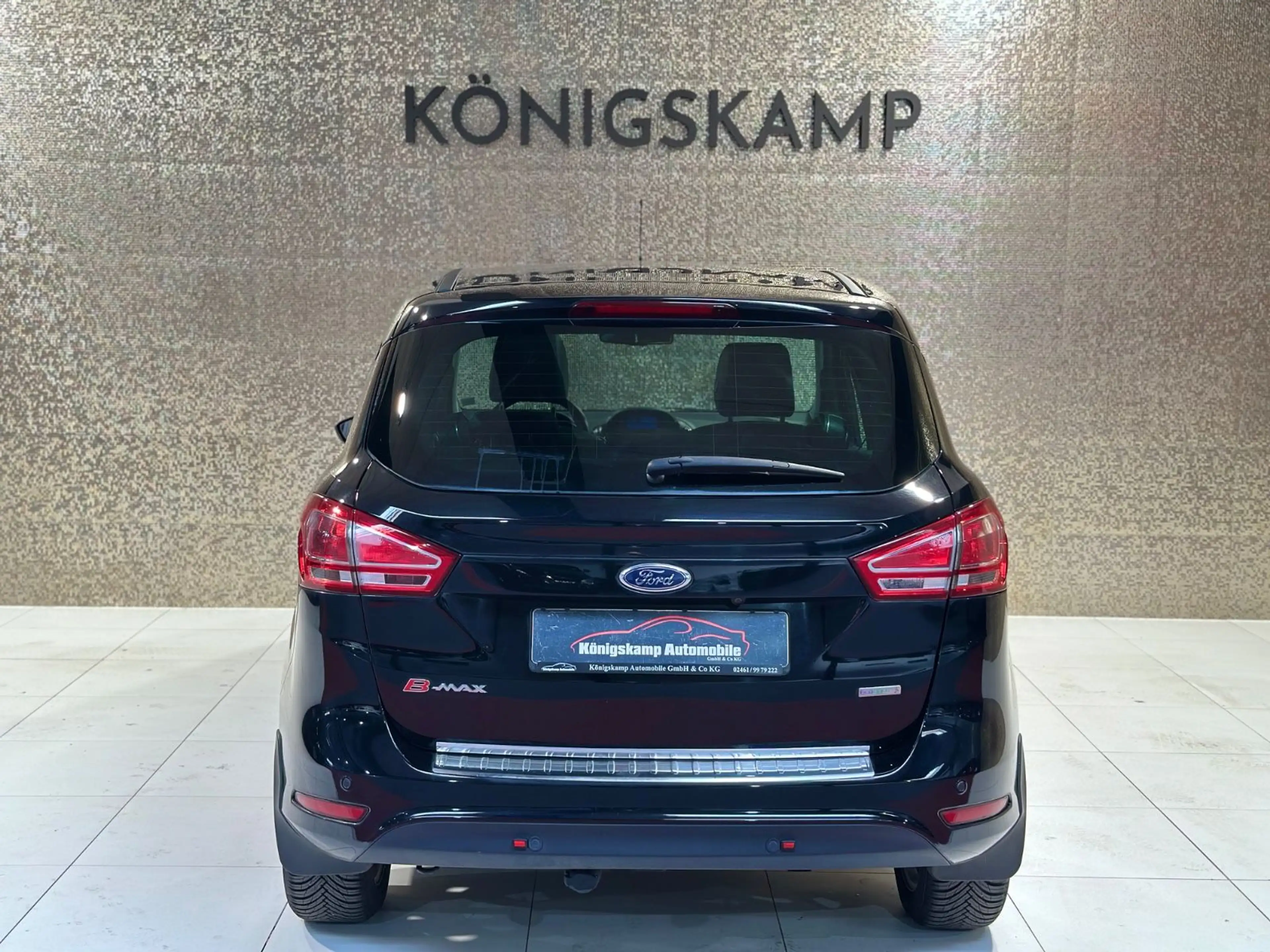 Ford B-Max B-MAX Titanium * AHK * PANO * KAMERA * — photo 4