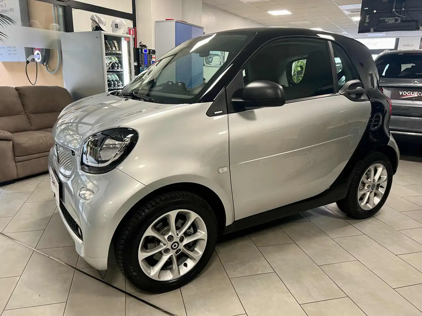 smart forTwo 70 1.0 Passion Gri - 2