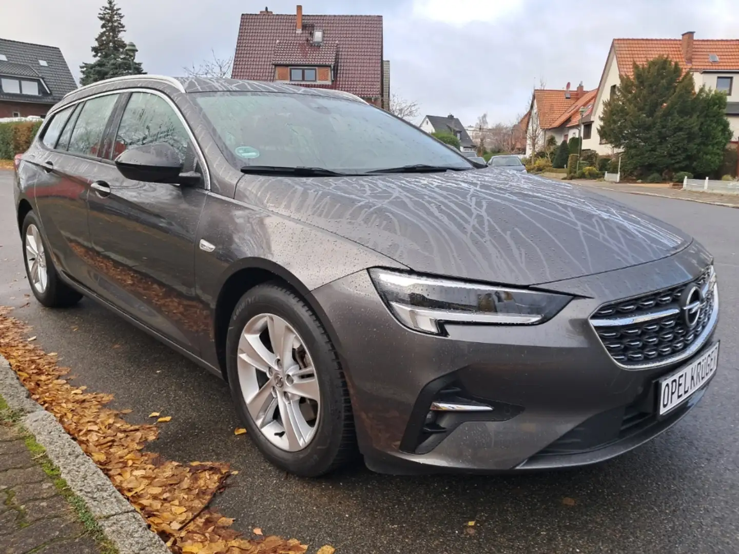 Opel Insignia B Sports Tourer Elegance 2.0 Grau - 2