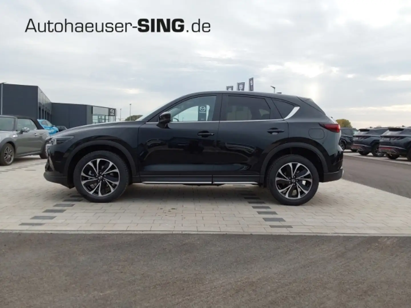 Mazda CX-5 Automatik NEWGROUND Advanced Head-Up Schwarz - 2