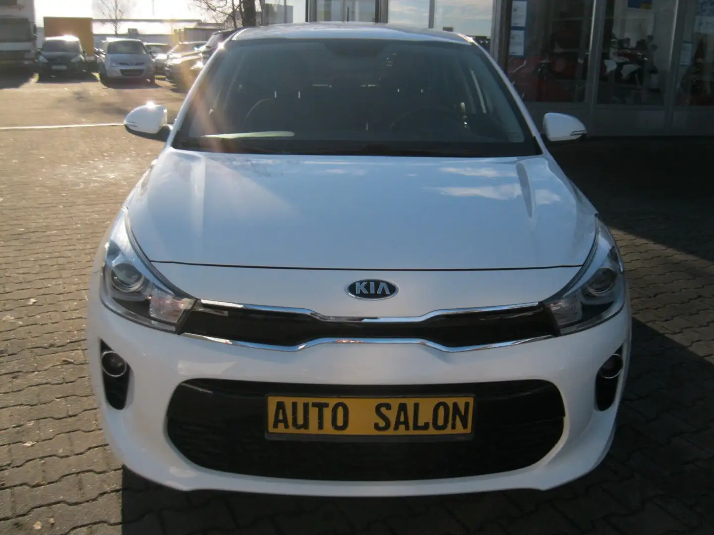 Kia Rio 1.2 Dream Team 5-türig Weiß - 2