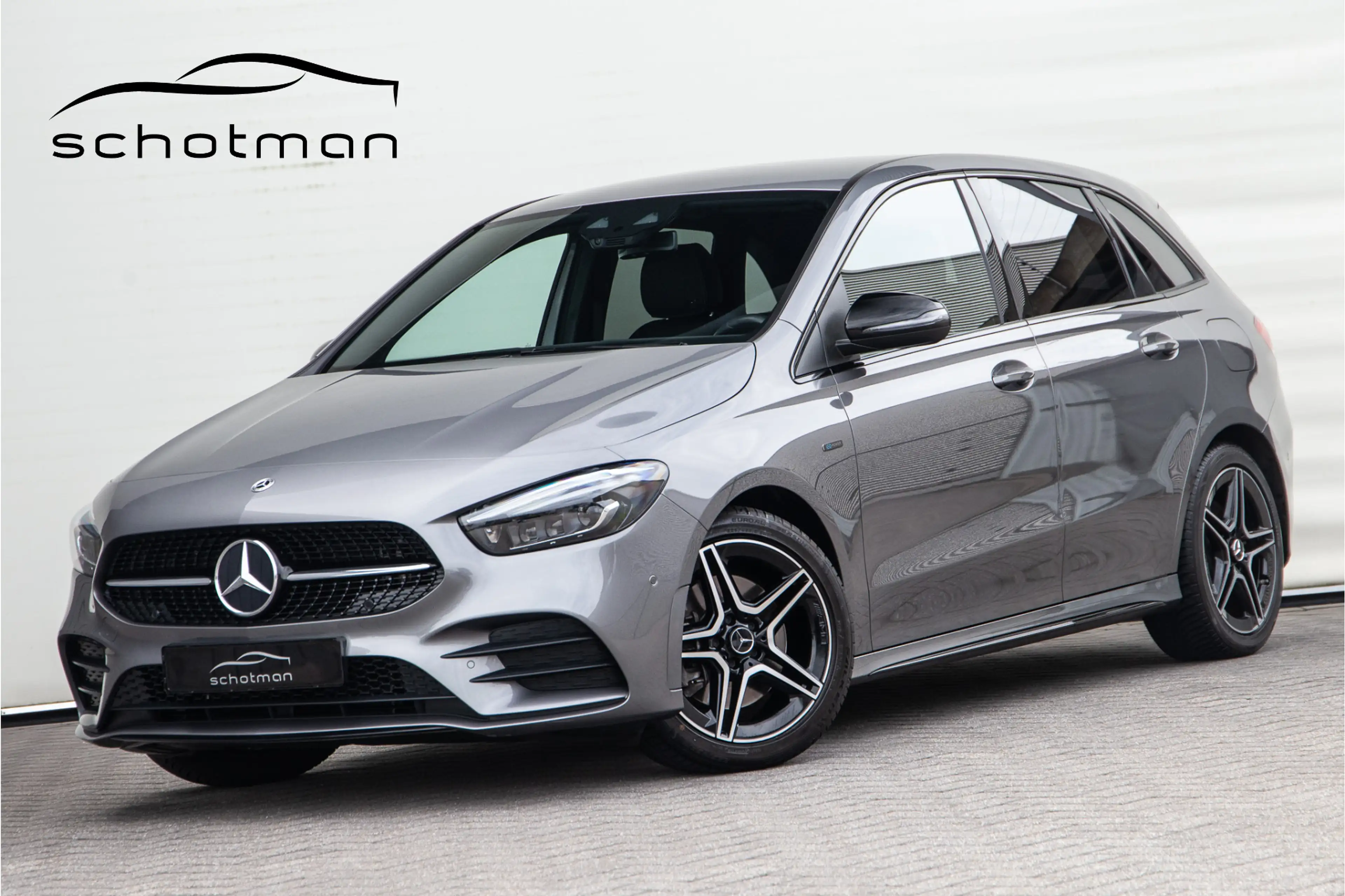 Mercedes-Benz B 250 e AMG Night Edition, Widescreen, Trekhaak, Camera,