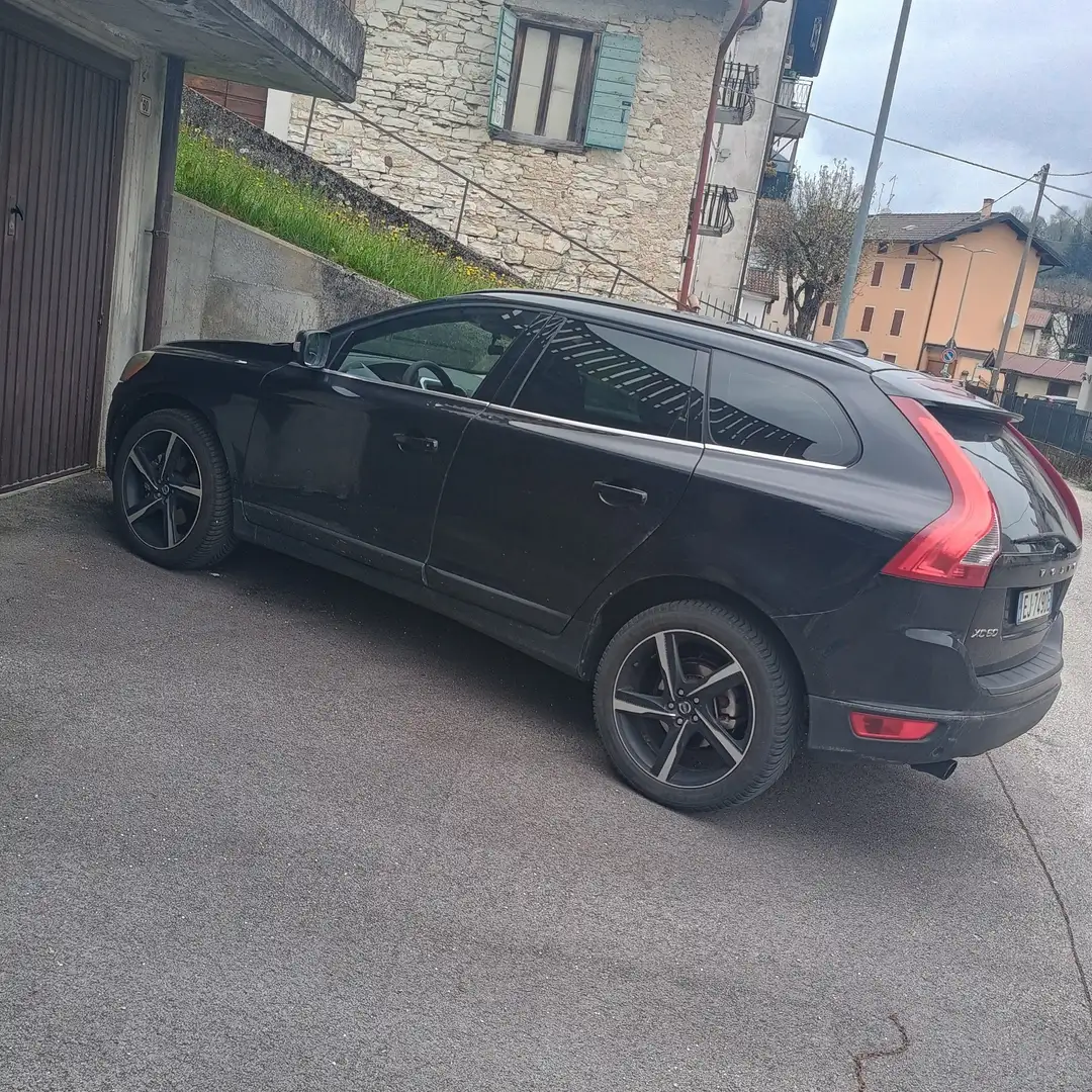 Volvo XC60 2.0 d4 (d3) Momentum - 1