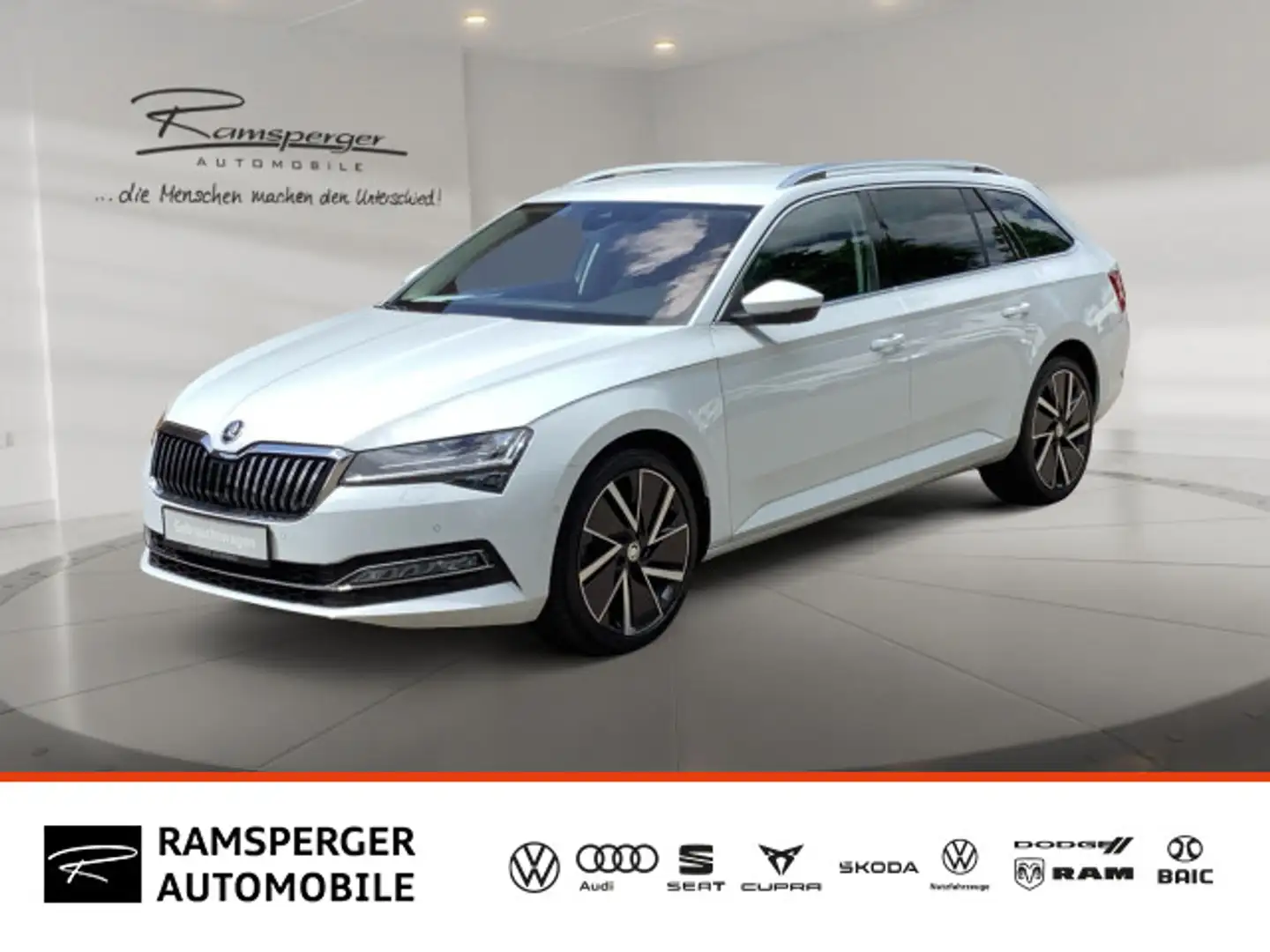 Skoda Superb Combi 2.0 TDI DSG Style AHK ACC Standheiz Weiß - 1
