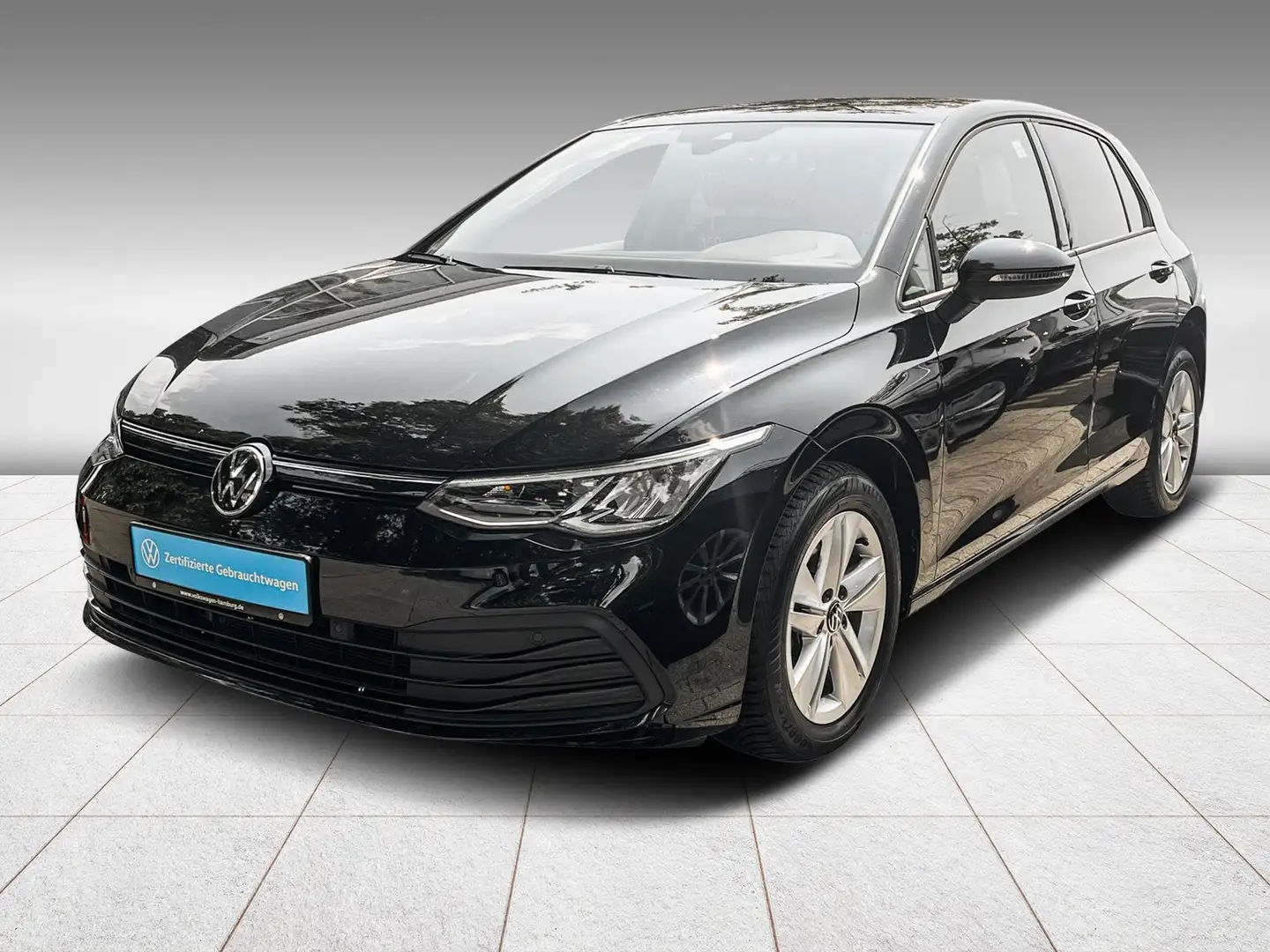 Volkswagen Golf VIII Life 1.0 eTSI DSG Navi Sitzheizung PDC Schwarz - 2