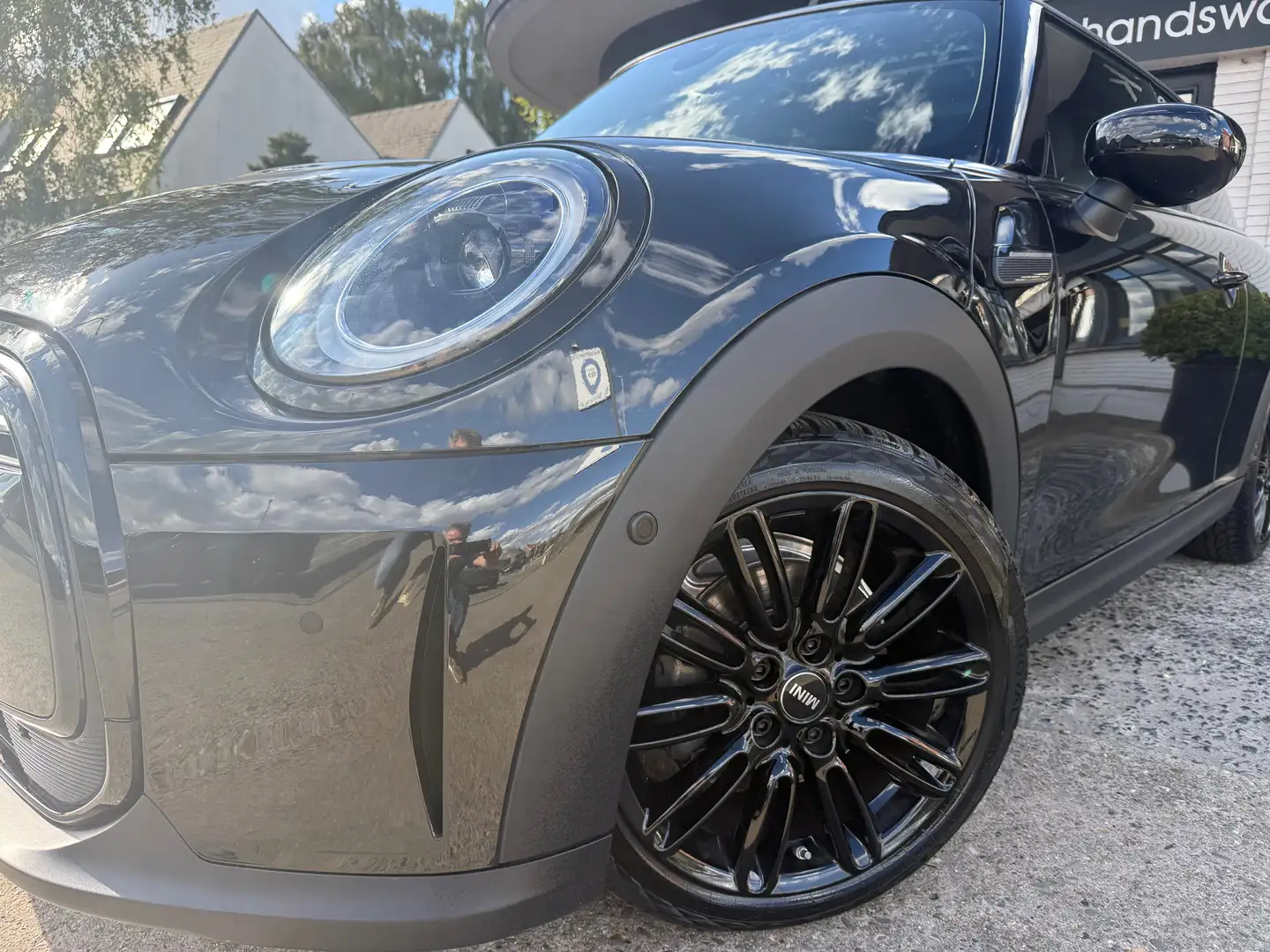 MINI Cooper Aut./HEAD UP/PANO/17" BLACK/CAMERA/PDC Zwart - 2