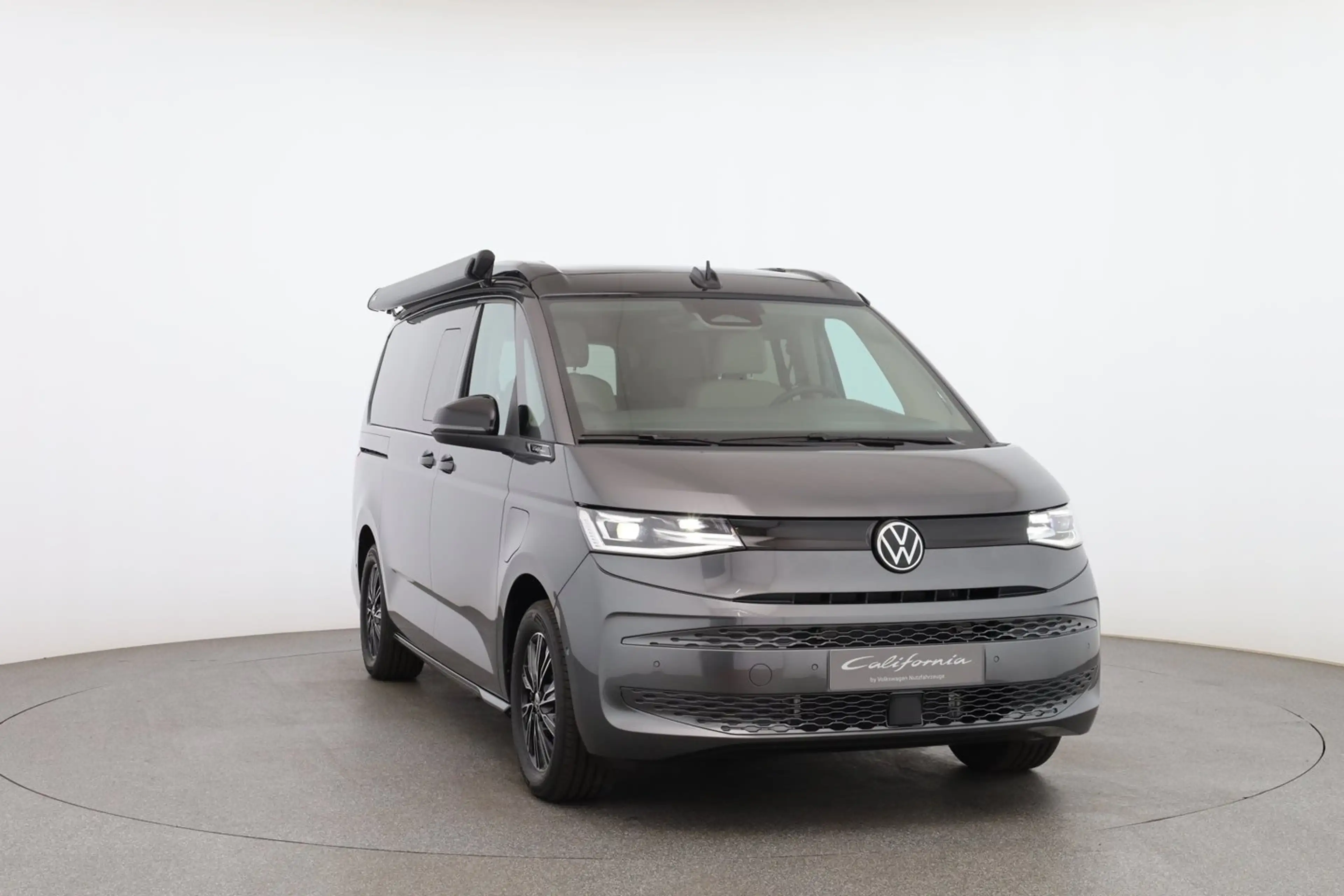 Volkswagen T7 California VW T7 California Beach Camper eHyb. 180 kW 4M — photo 8