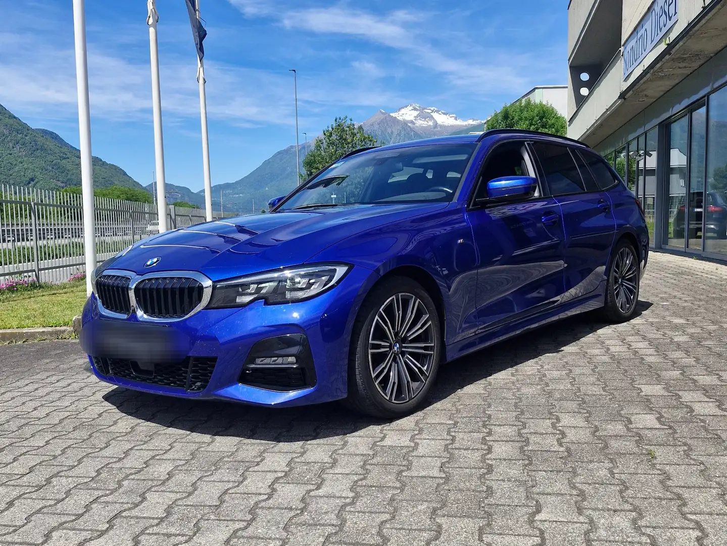 BMW 320 M Sport d Touring MHEV Blu/Azzurro - 1