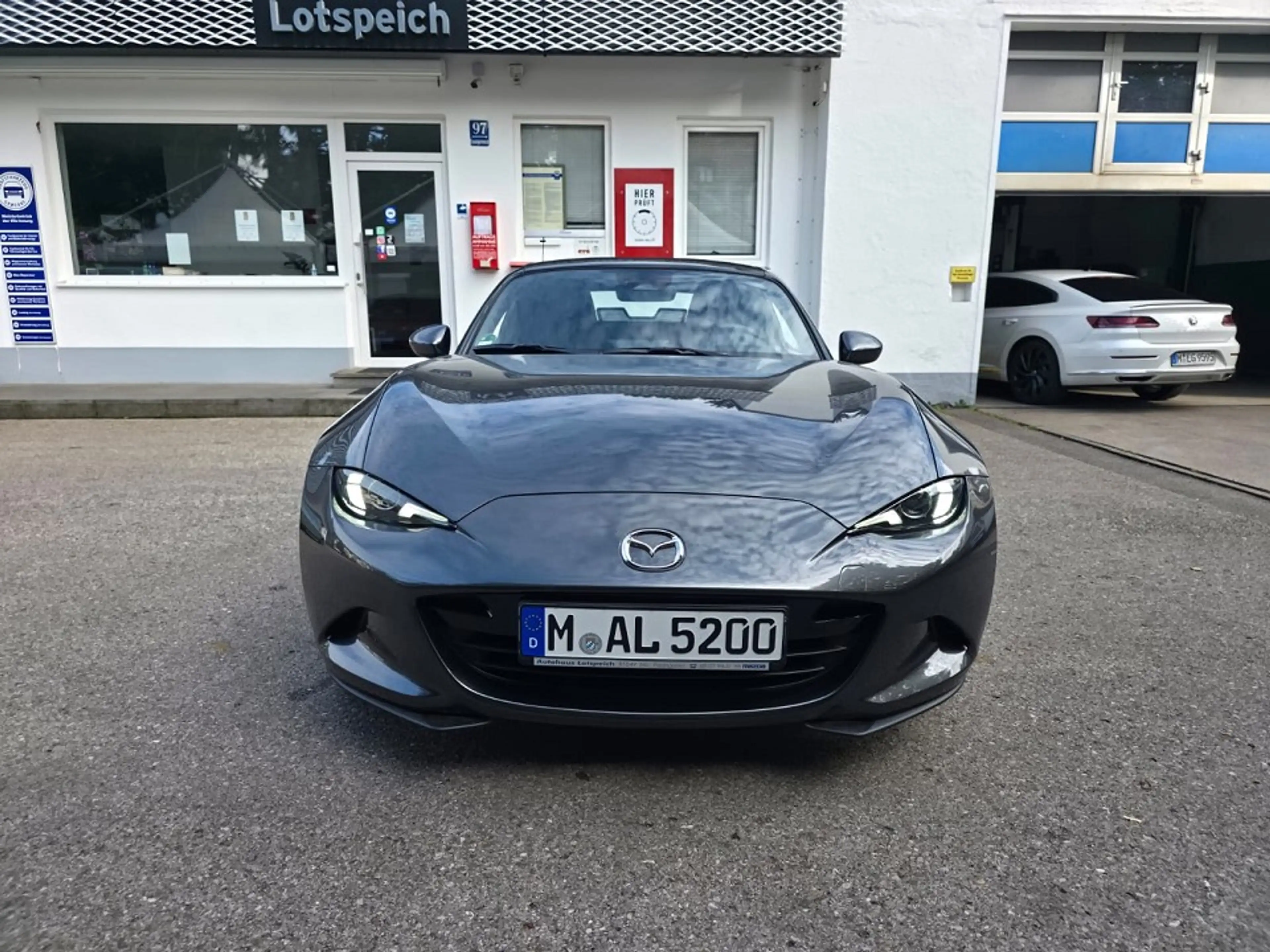 Mazda MX-5 1.5L SKYACTIV-G (132 hp) MX-5 Exclusive,Rückfahrka — photo 3