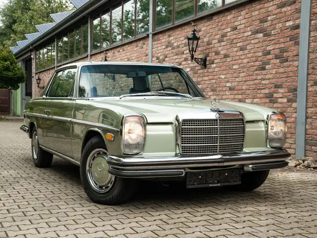 Mercedes-Benz 280 CE   w 114 Coupe sehr sehr schön