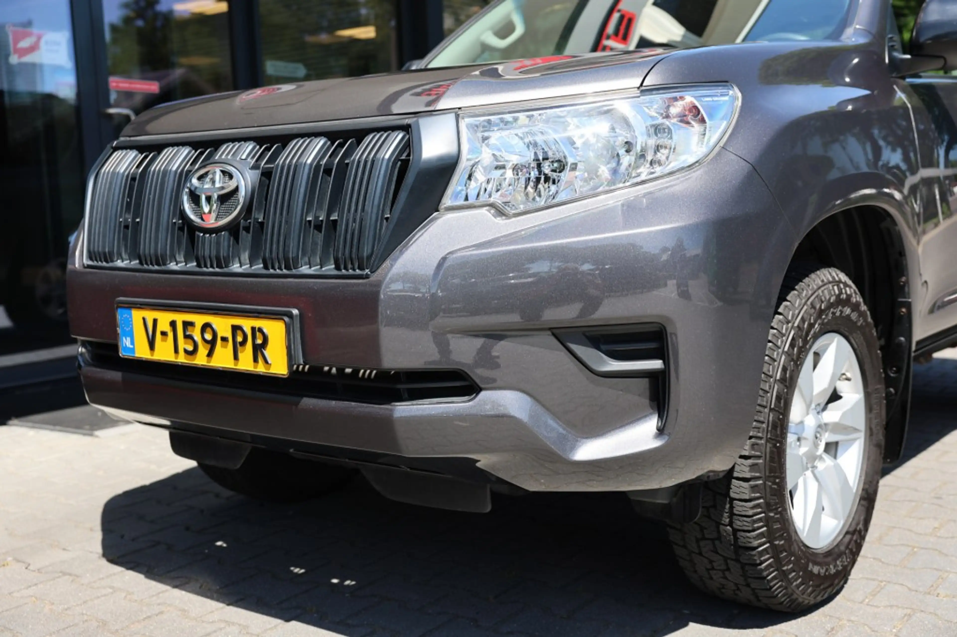 Toyota Land Cruiser 2.8 D-4D 3DRS COMFORT A/T VAN — photo 20