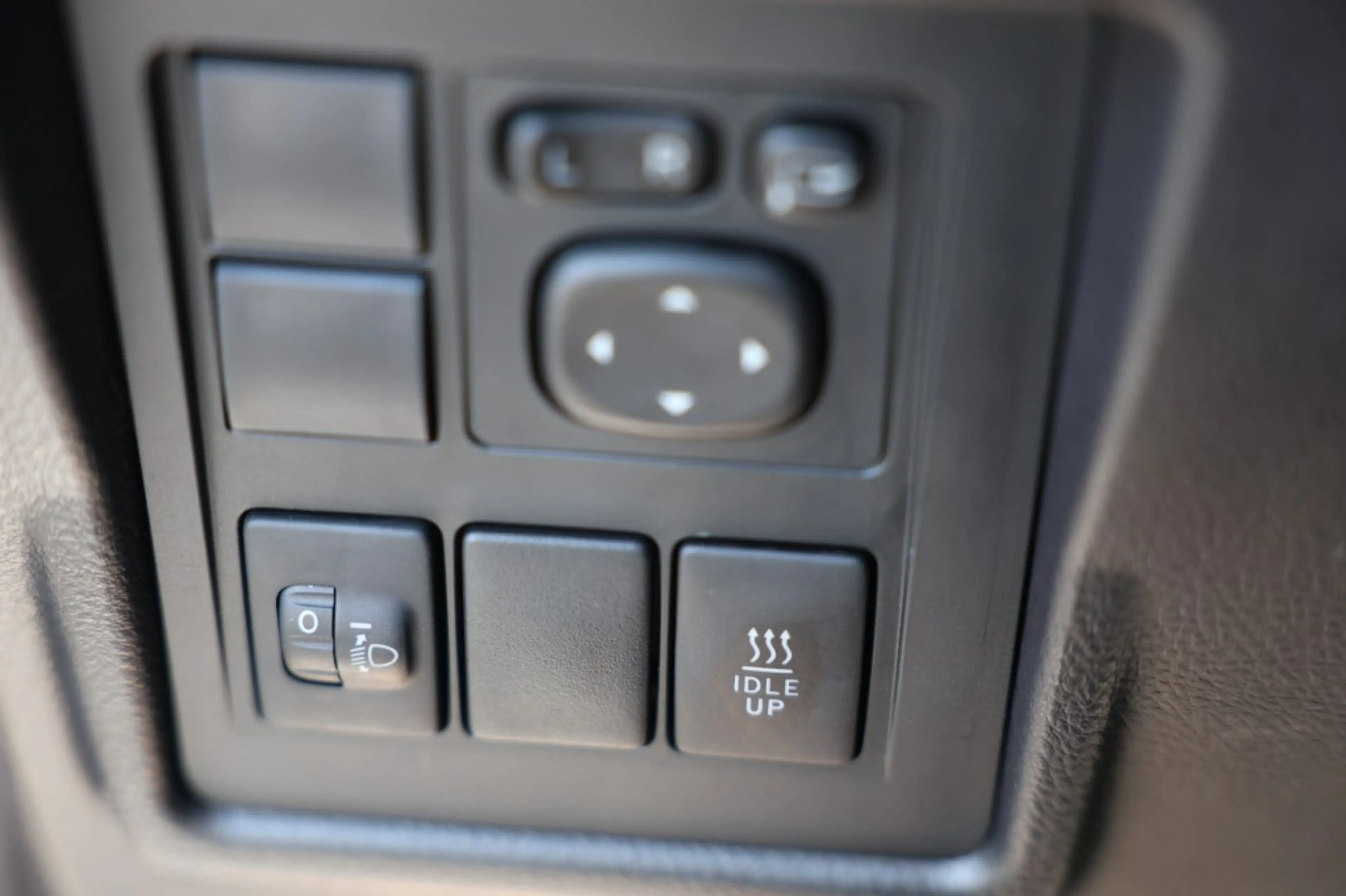 Toyota Land Cruiser 2.8 D-4D 3DRS COMFORT A/T VAN — photo 16