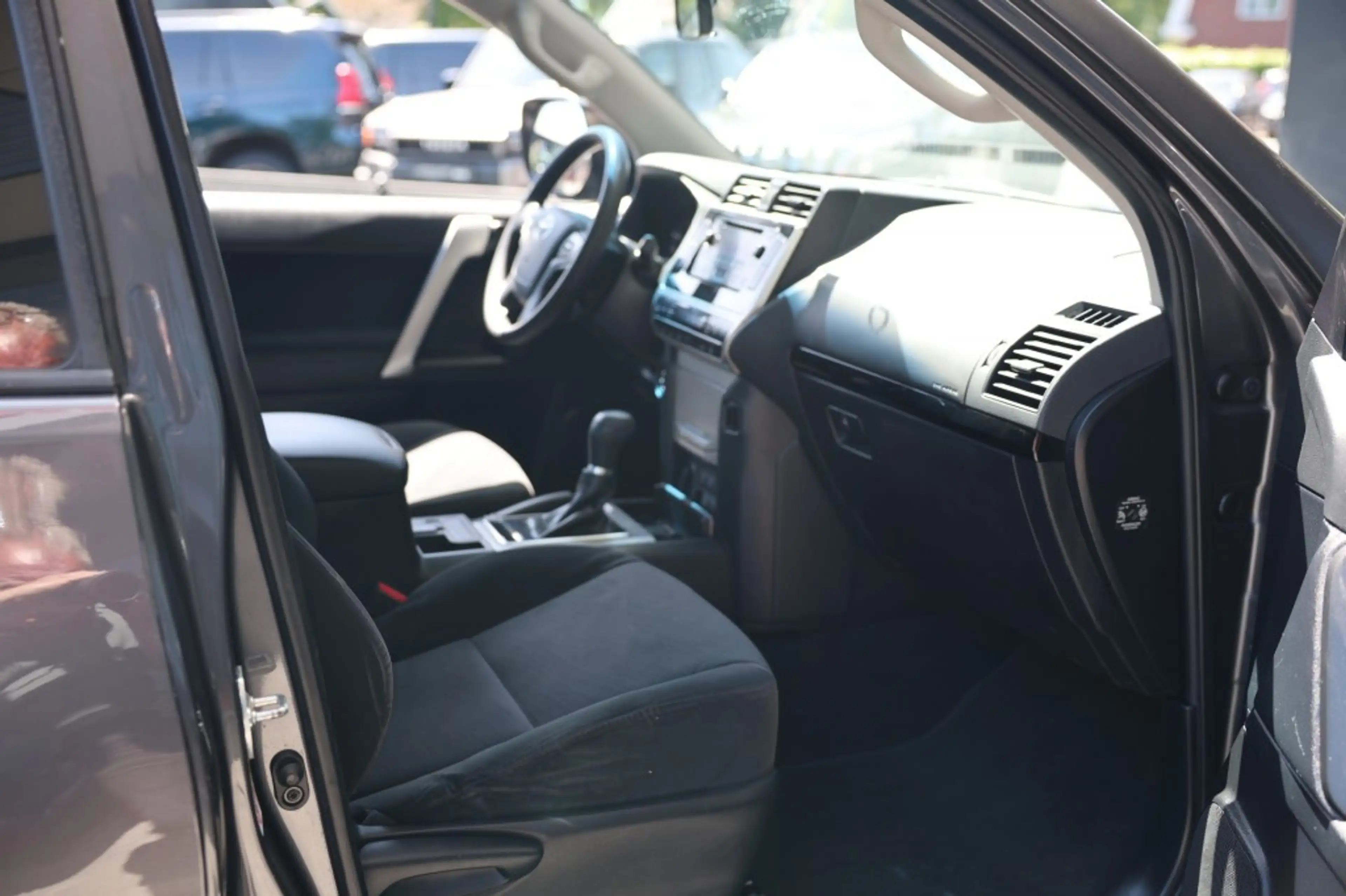Toyota Land Cruiser 2.8 D-4D 3DRS COMFORT A/T VAN — photo 19