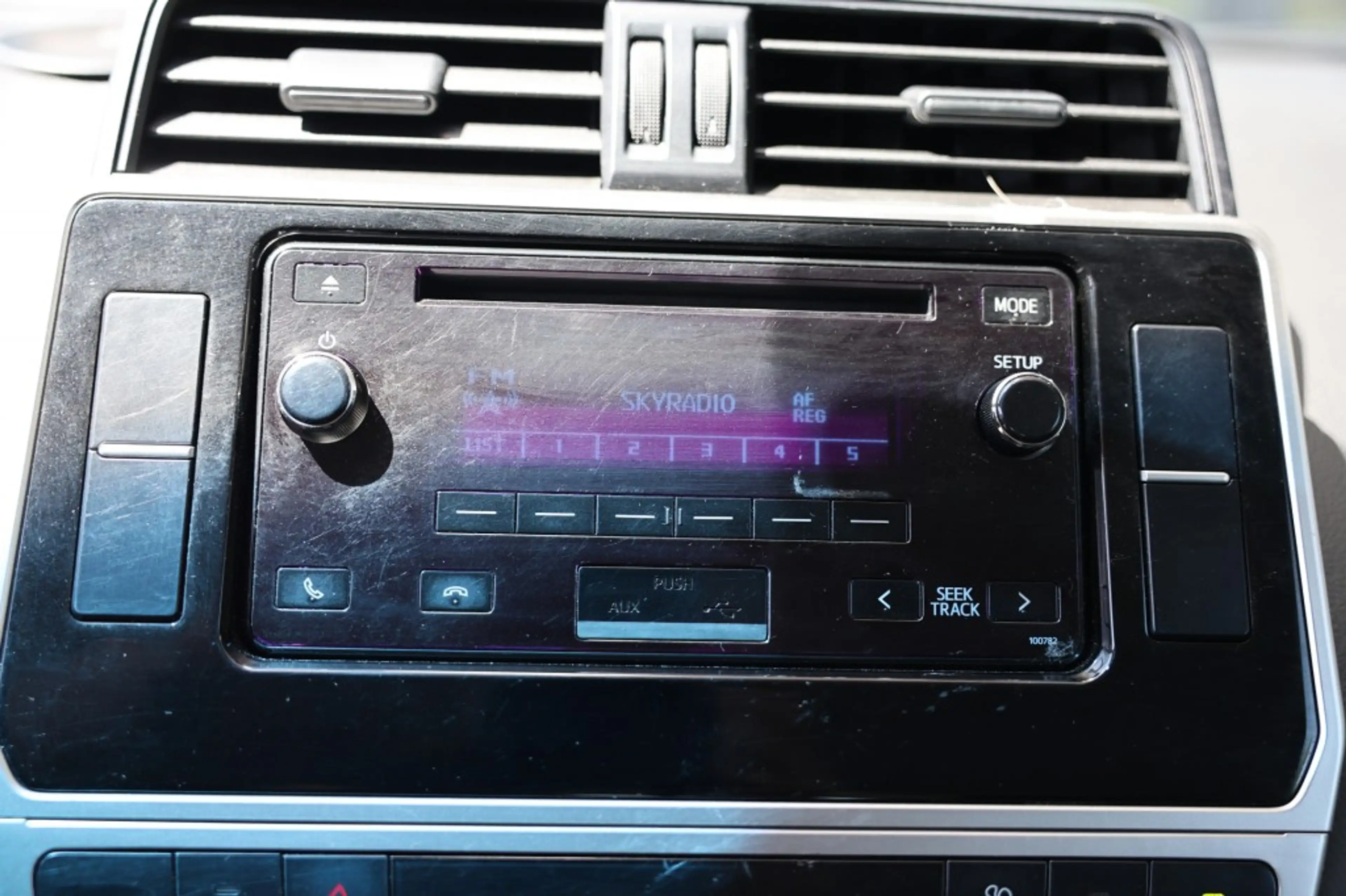 Toyota Land Cruiser 2.8 D-4D 3DRS COMFORT A/T VAN — photo 11