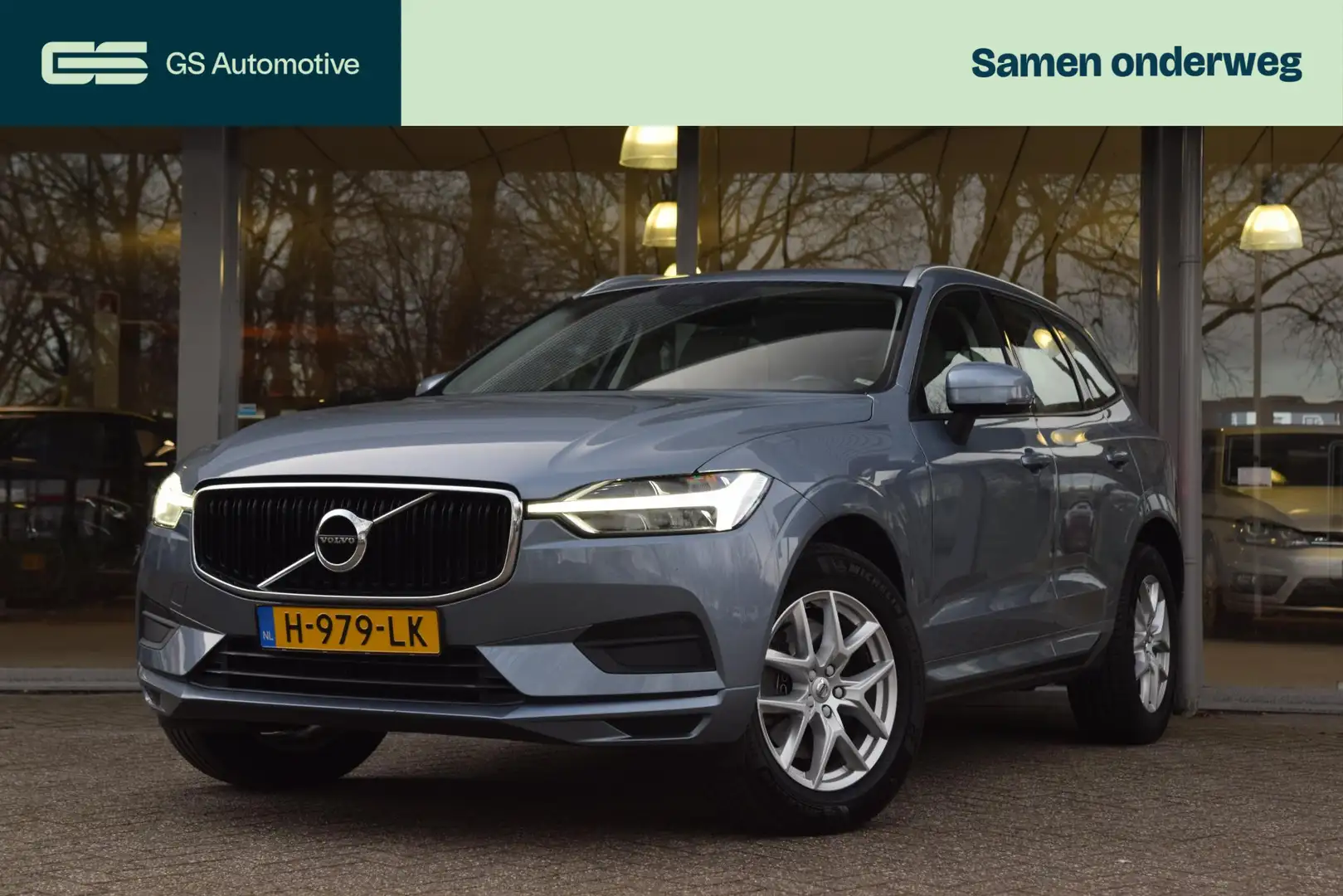 Volvo XC60 D4 AWD EU6 Momentum Autm met Leer/Trekhk/RIJKLAAR! Blau - 1