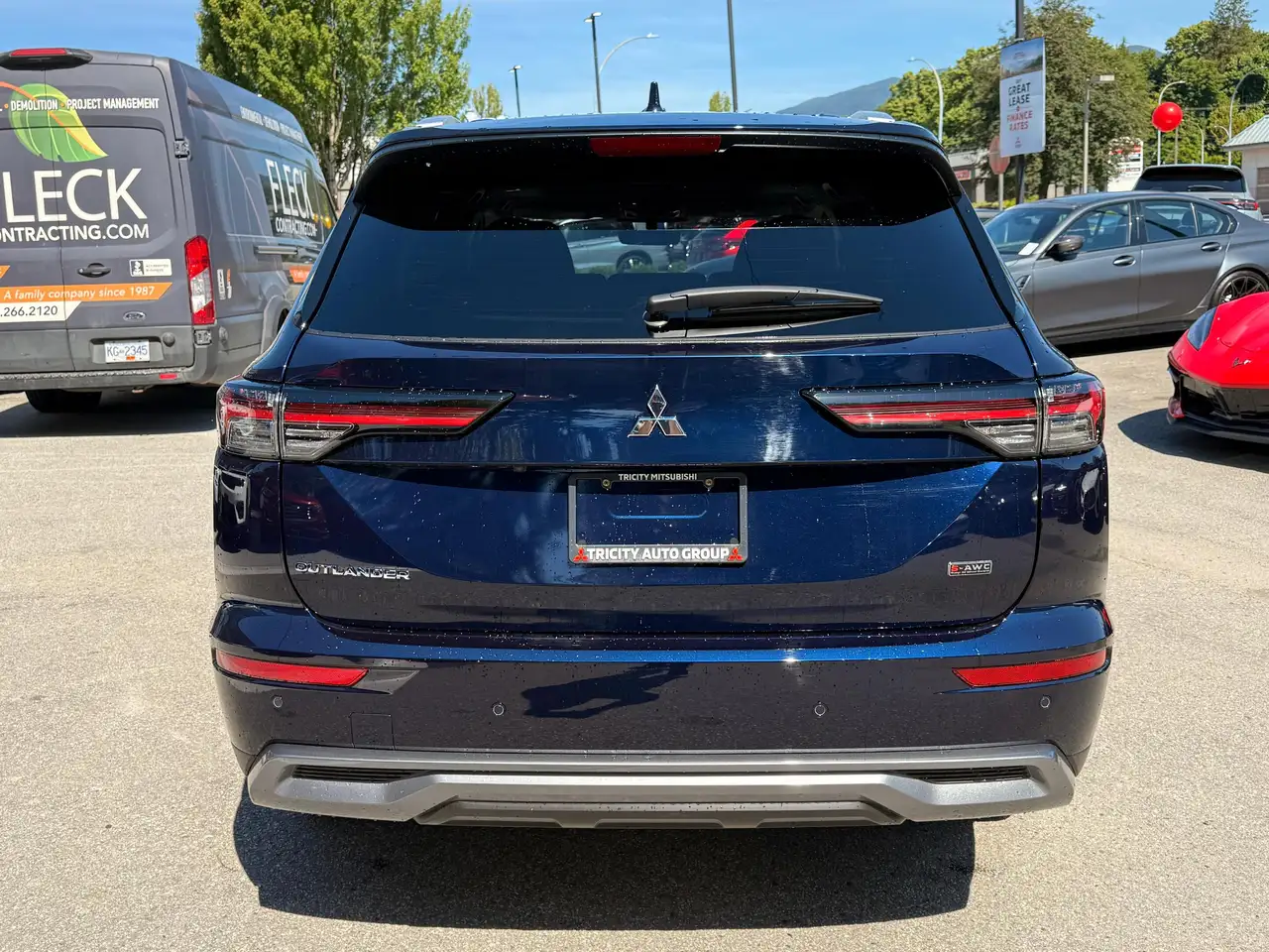 Mitsubishi Outlander снимка Mitsubishi Outlander