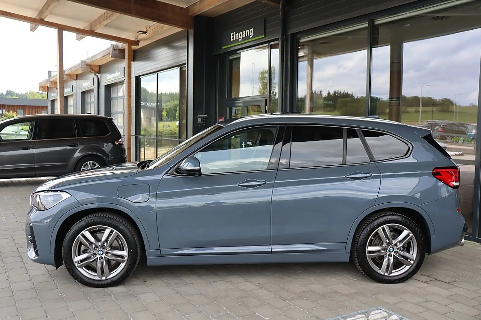BMW X1 xDrive25e PHEV Aut. M Sport ACC, adapt. LED, Na... Bleu - 2