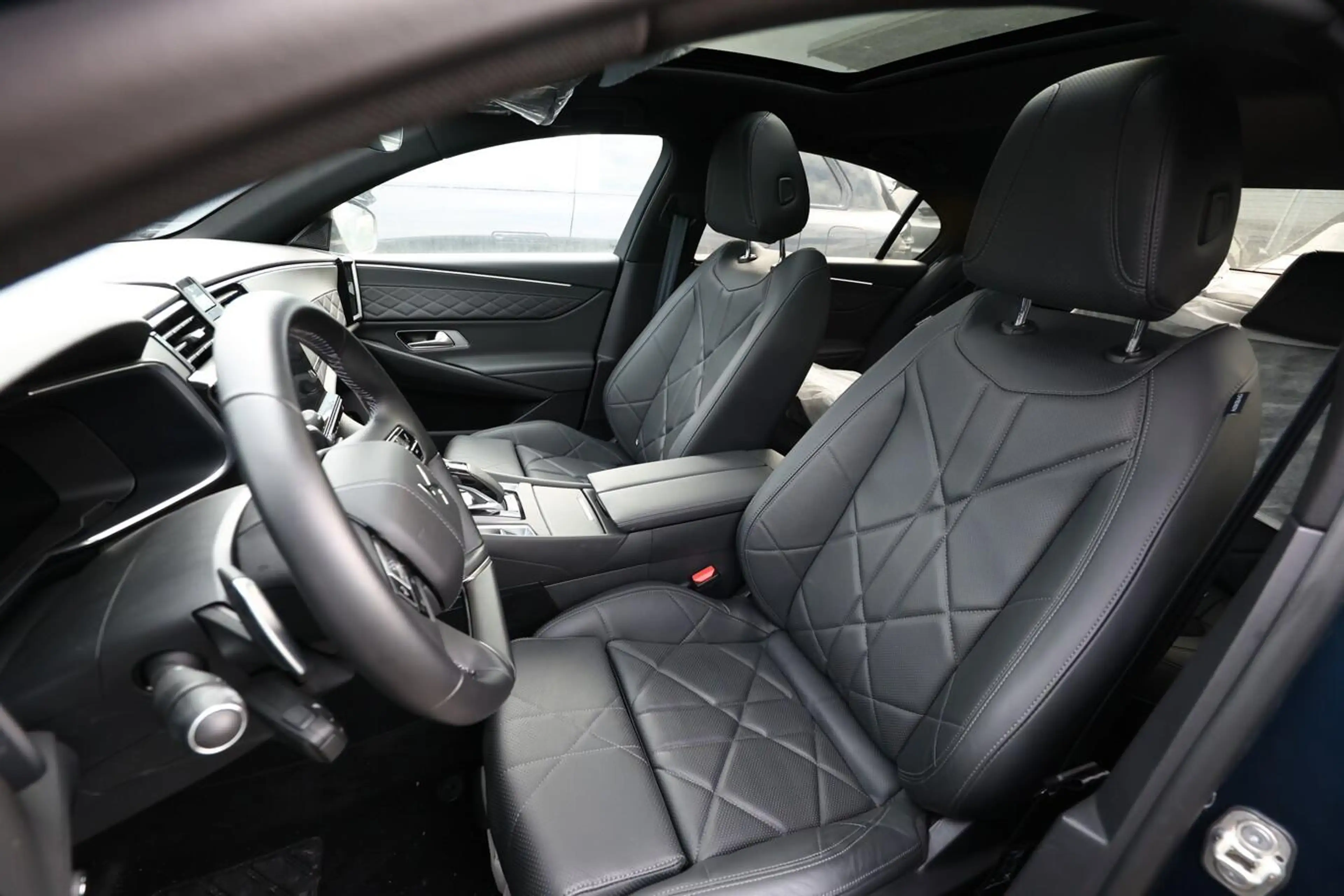 DS Automobiles DS 9 Rivoli + 4x4 Rivoli+ NightV SchiebeD Sitzklima ... — photo 6