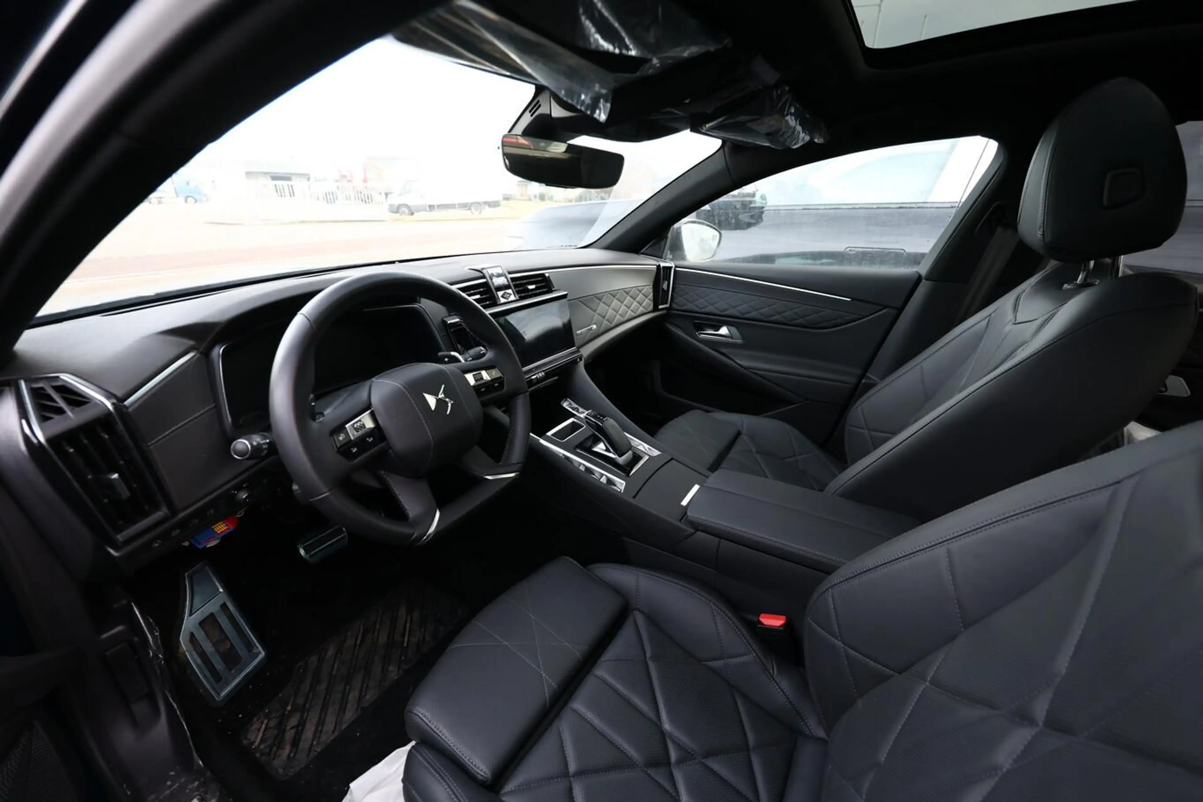 DS Automobiles DS 9 Rivoli + 4x4 Rivoli+ NightV SchiebeD Sitzklima ... — photo 9