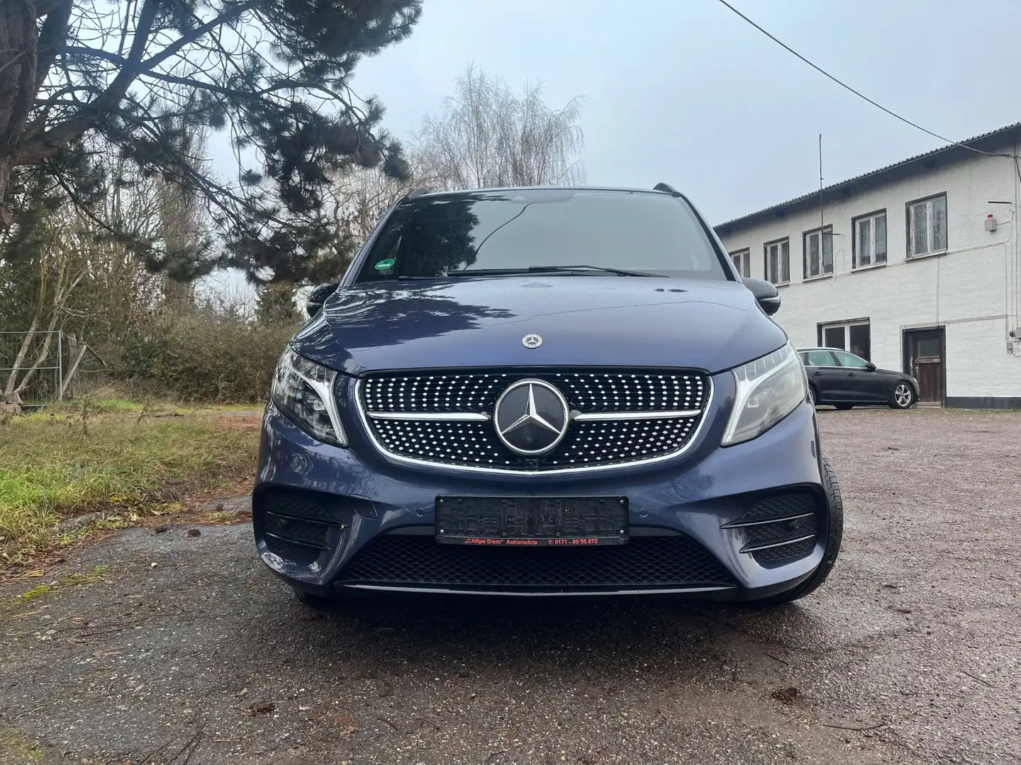Mercedes-Benz V 220 V 250 d EDITION lang /AMG-Line/AHK/Kamera Blau - 2