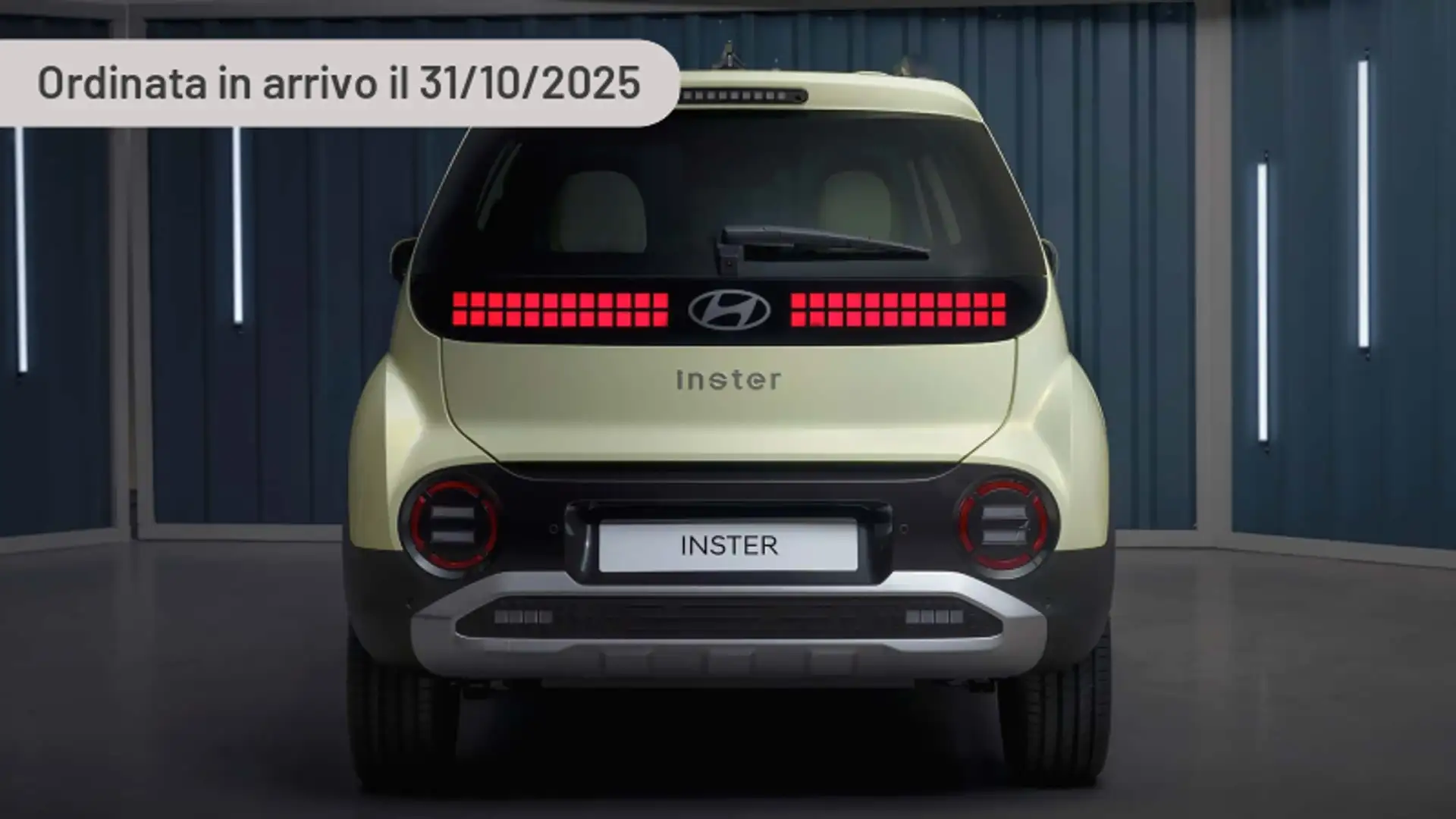 Hyundai Inster 49 kWh XClass Plateado - 1