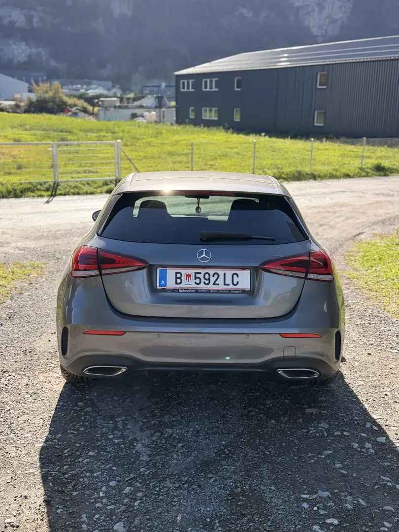 Mercedes-Benz A 180 Mercedes-Benz A 180 d AMG Line - 2