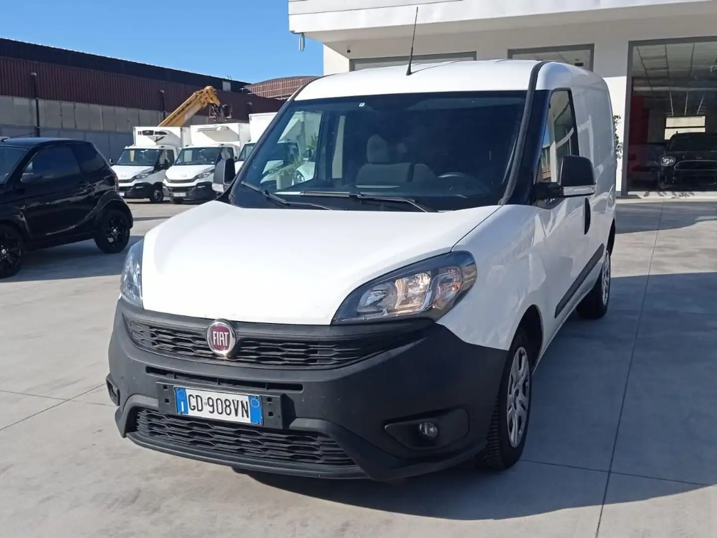 Fiat DOBLO' 1,6 MJT 3 POSTI 105Cv Weiß - 2