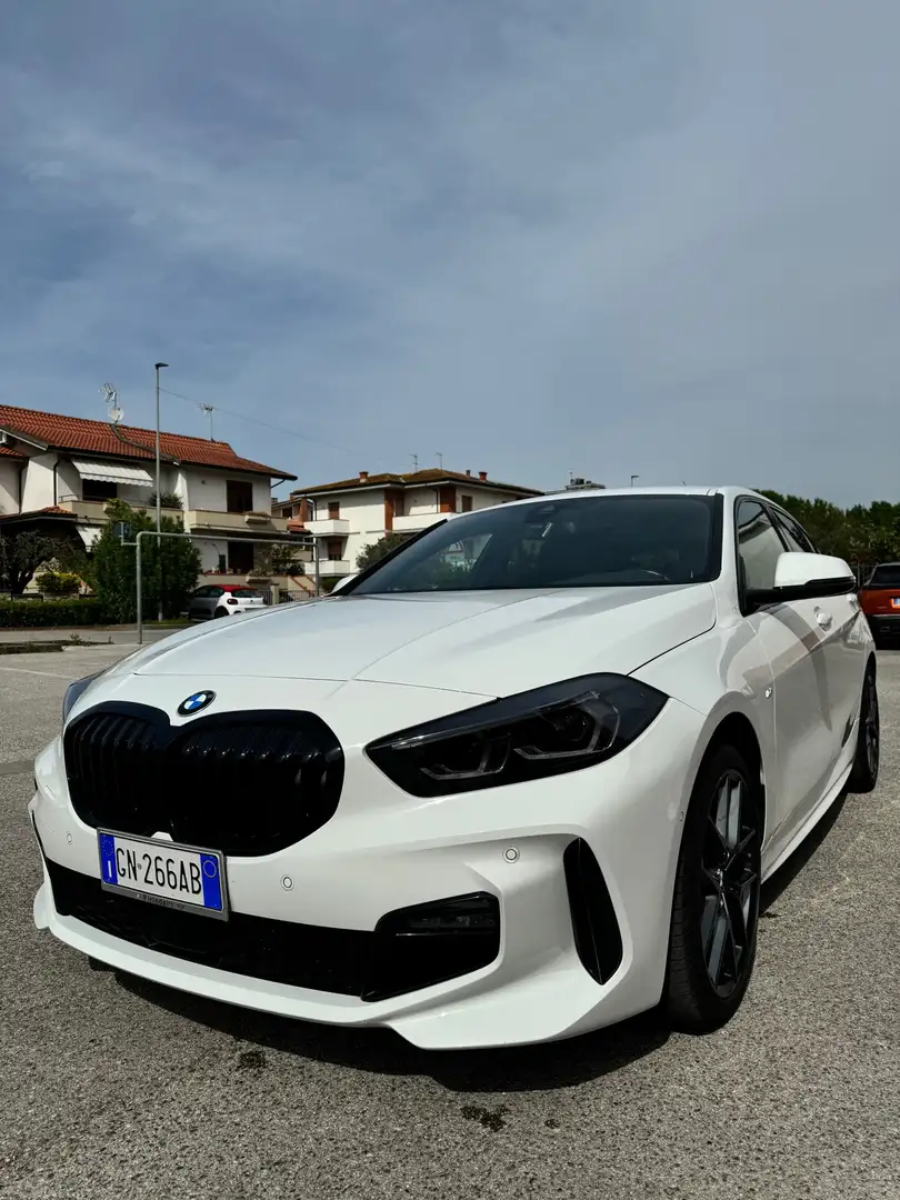 BMW 118 118d Sport auto Bianco - 1