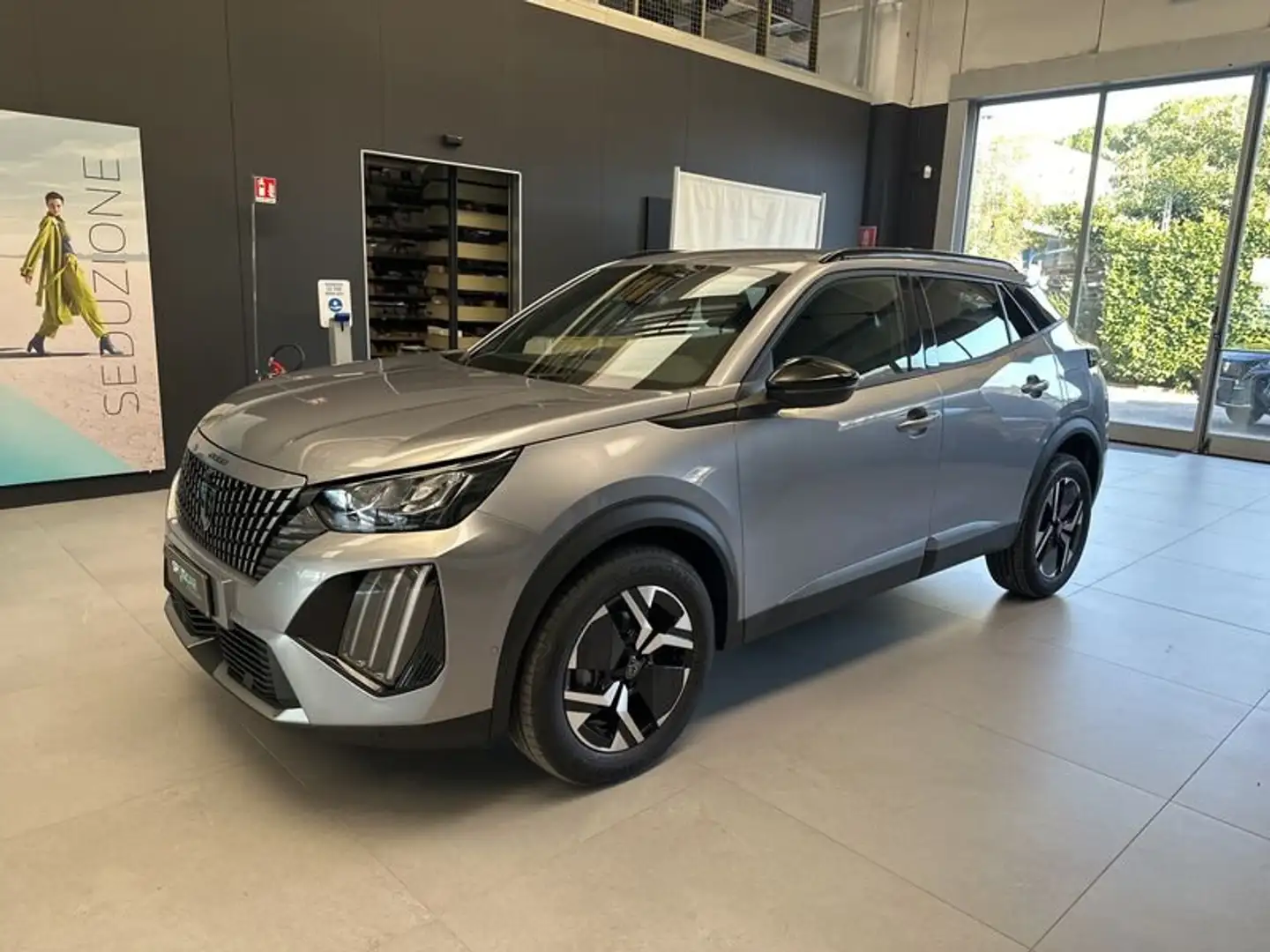 Peugeot 2008 Allure PureTech 100 S&S Grigio - 1