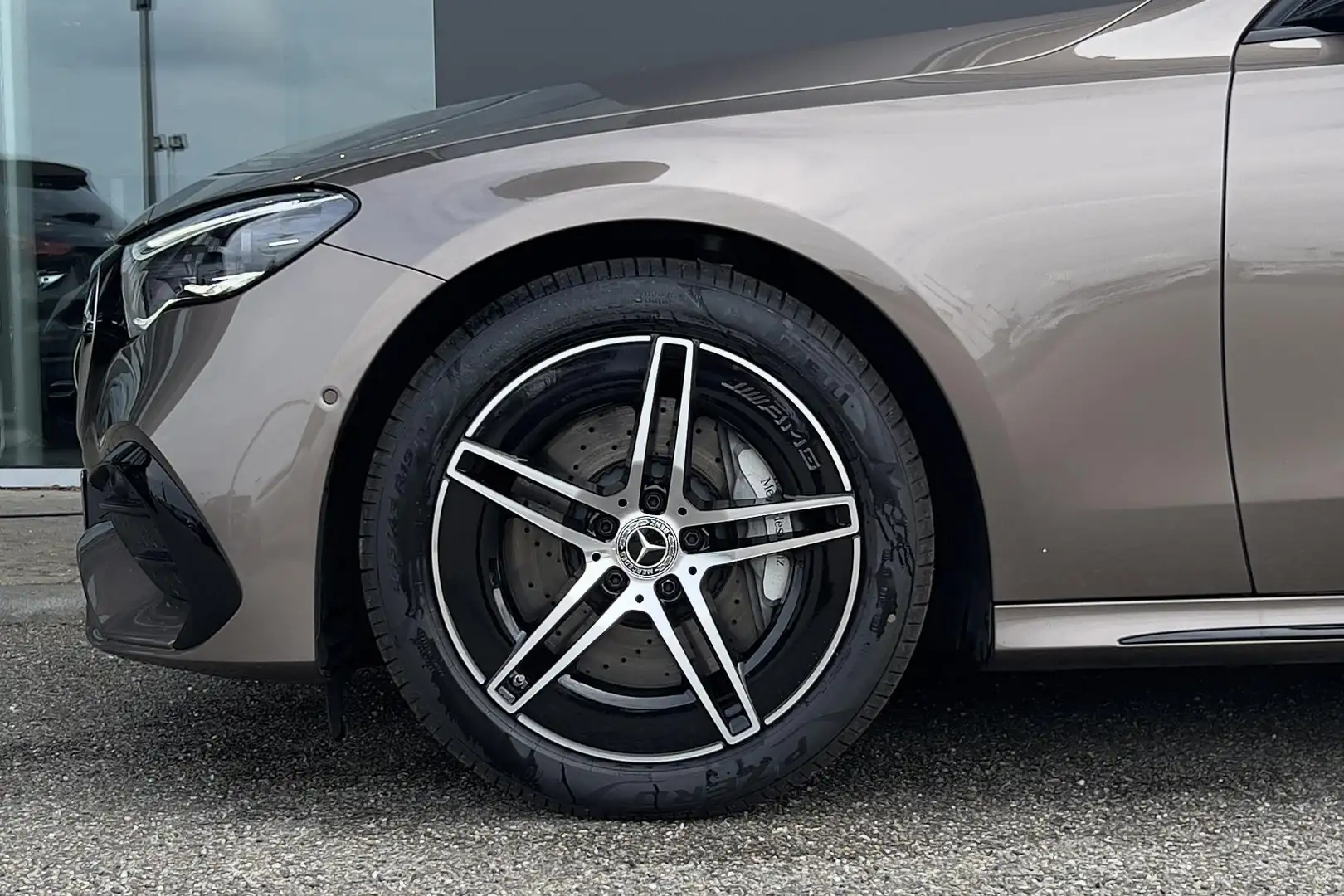 Mercedes-Benz E 300 E 300e Estate Automaat AMG Line | Nightpakket | Wi Bruin - 2