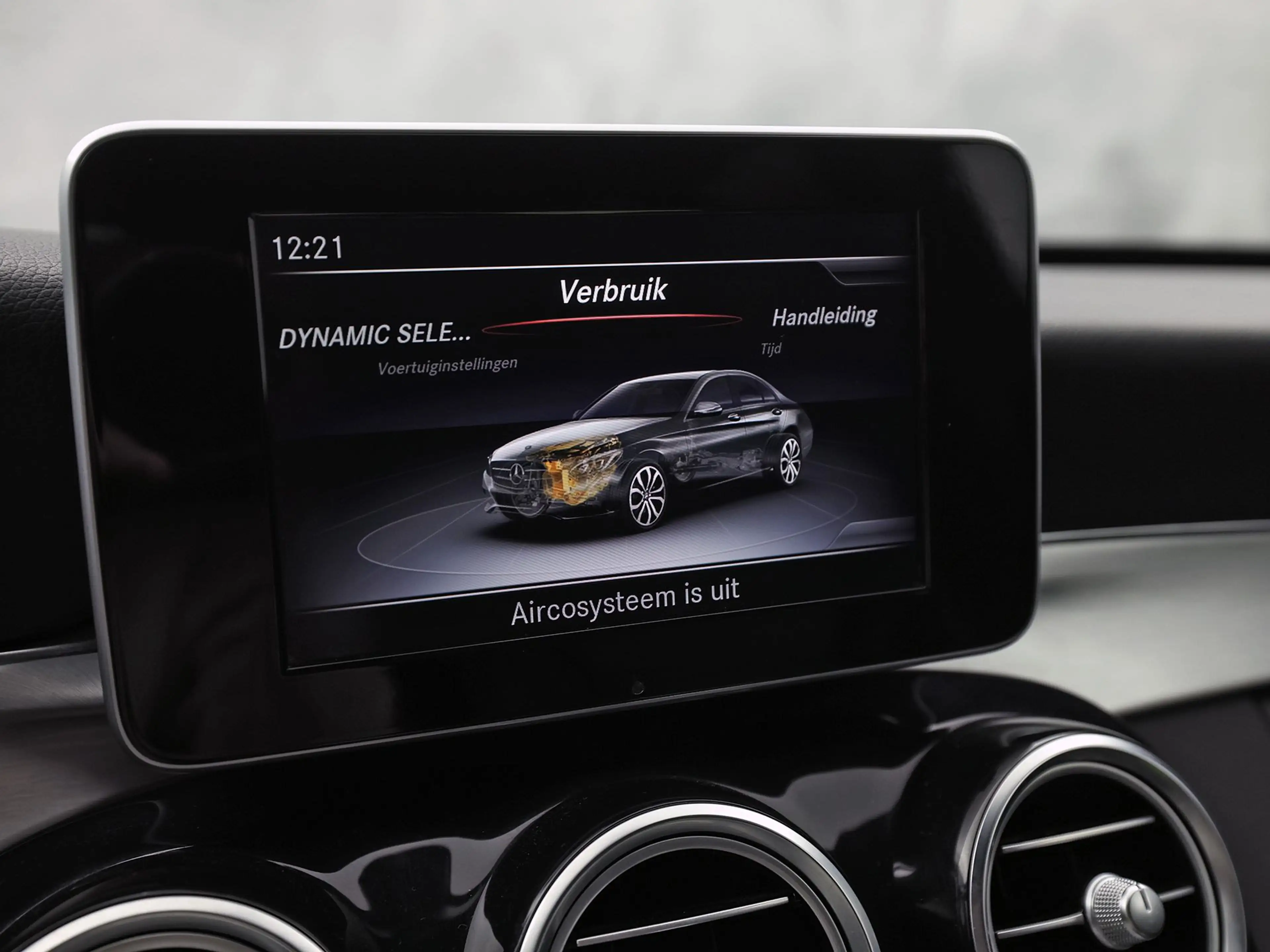 Mercedes-Benz C 180 AMG Sport 156Pk Automaat (NAVIGATIE, CAMERA, LEDER — photo 26