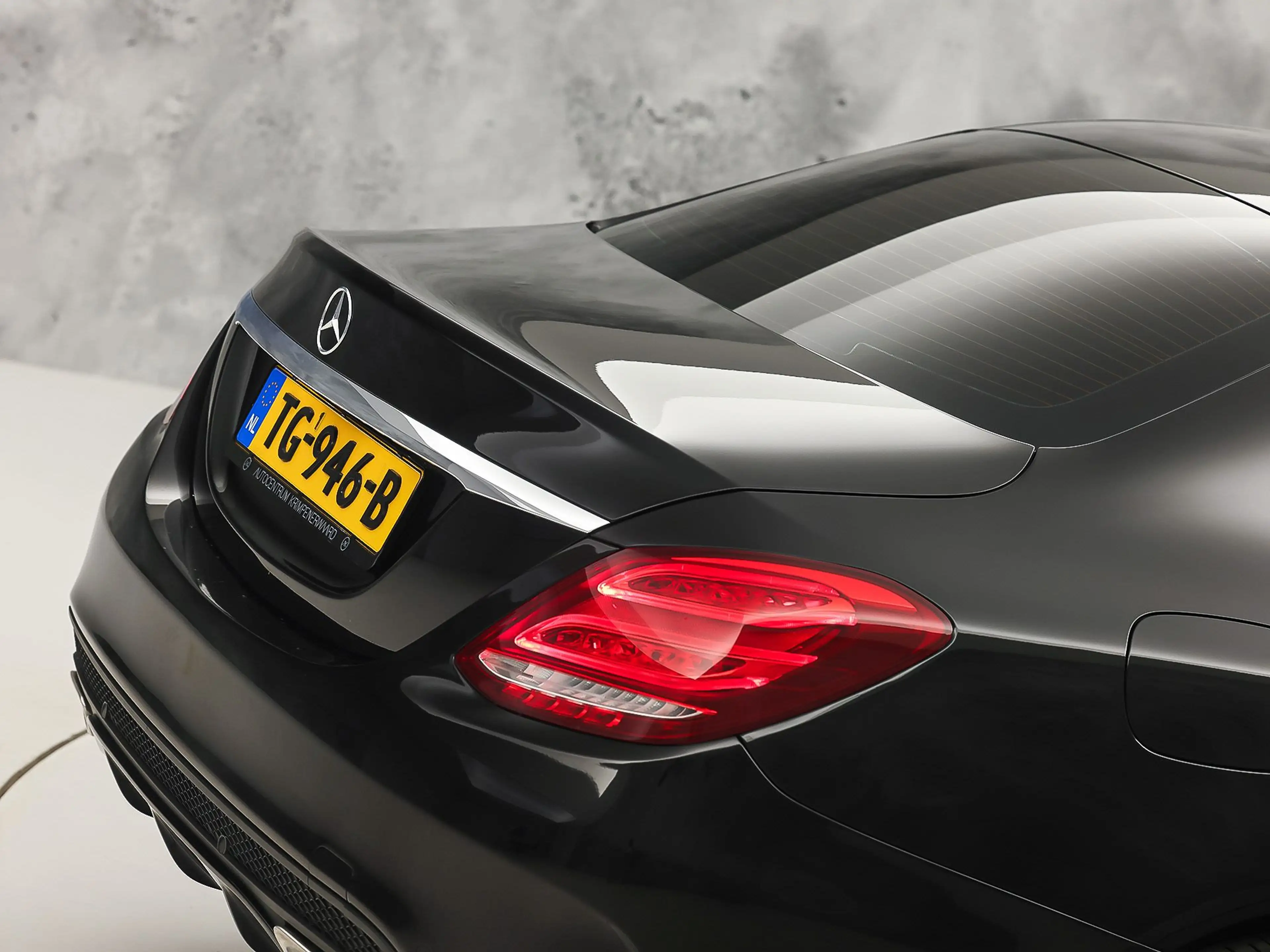 Mercedes-Benz C 180 AMG Sport 156Pk Automaat (NAVIGATIE, CAMERA, LEDER — photo 37