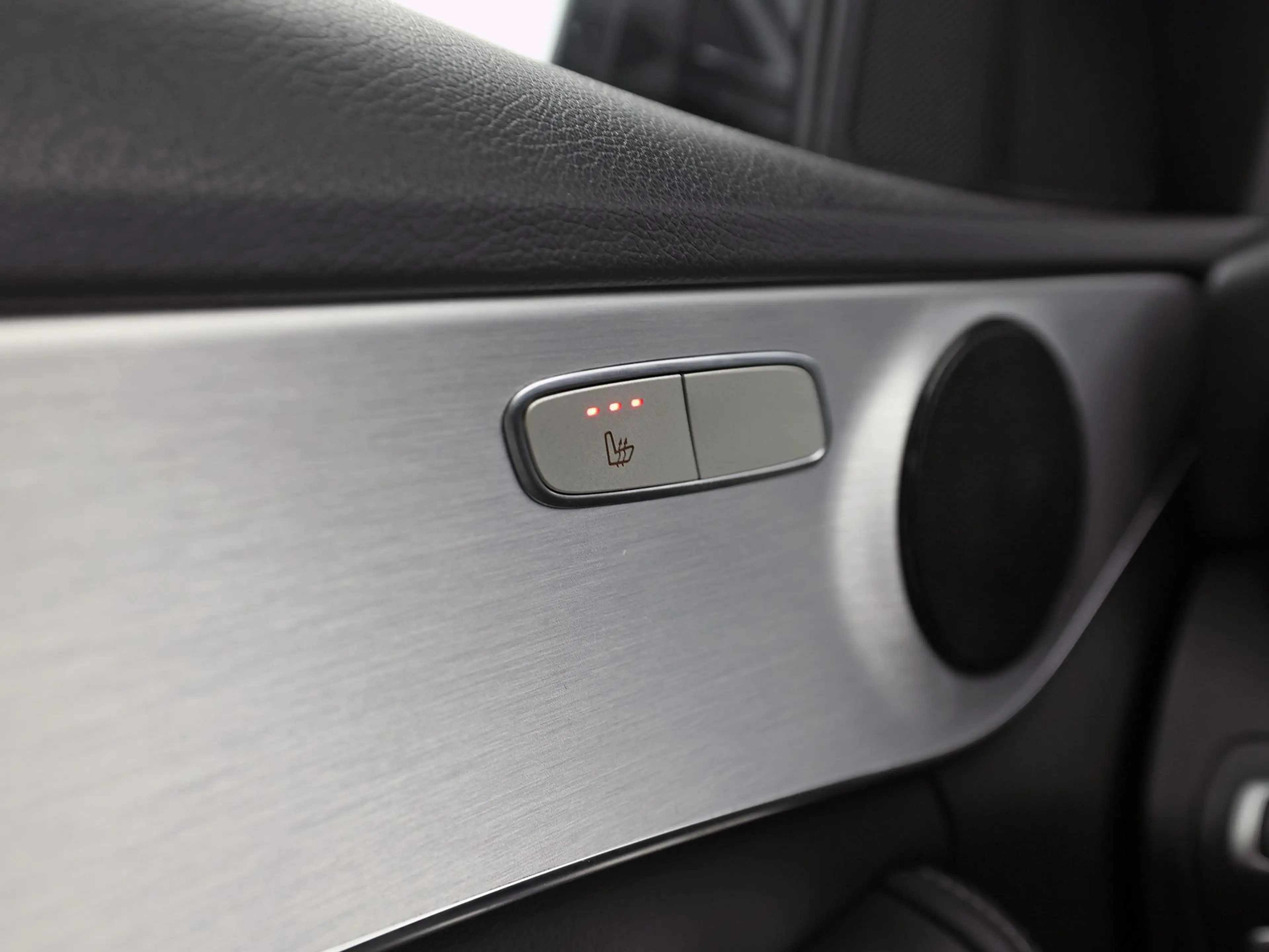 Mercedes-Benz C 180 AMG Sport 156Pk Automaat (NAVIGATIE, CAMERA, LEDER — photo 21