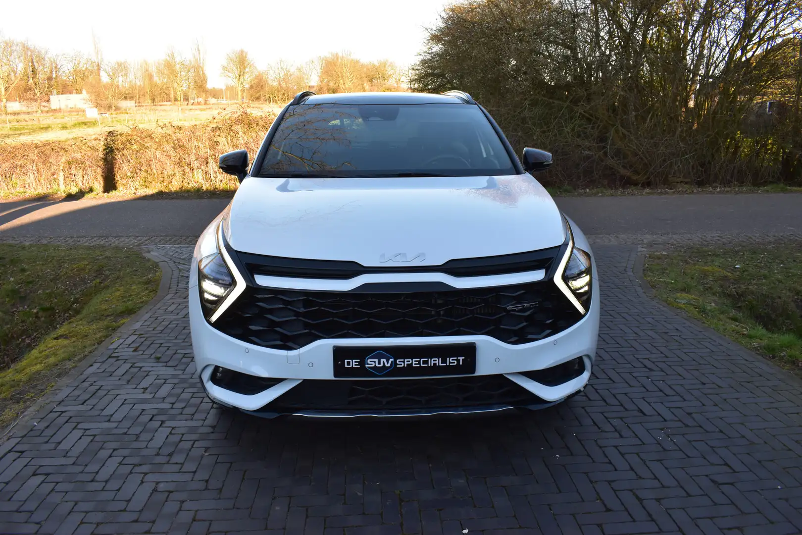 Kia Sportage 1.6 T-GDi Hybrid GT-Line Pano, Trekhaak NIEUWST. Weiß - 2