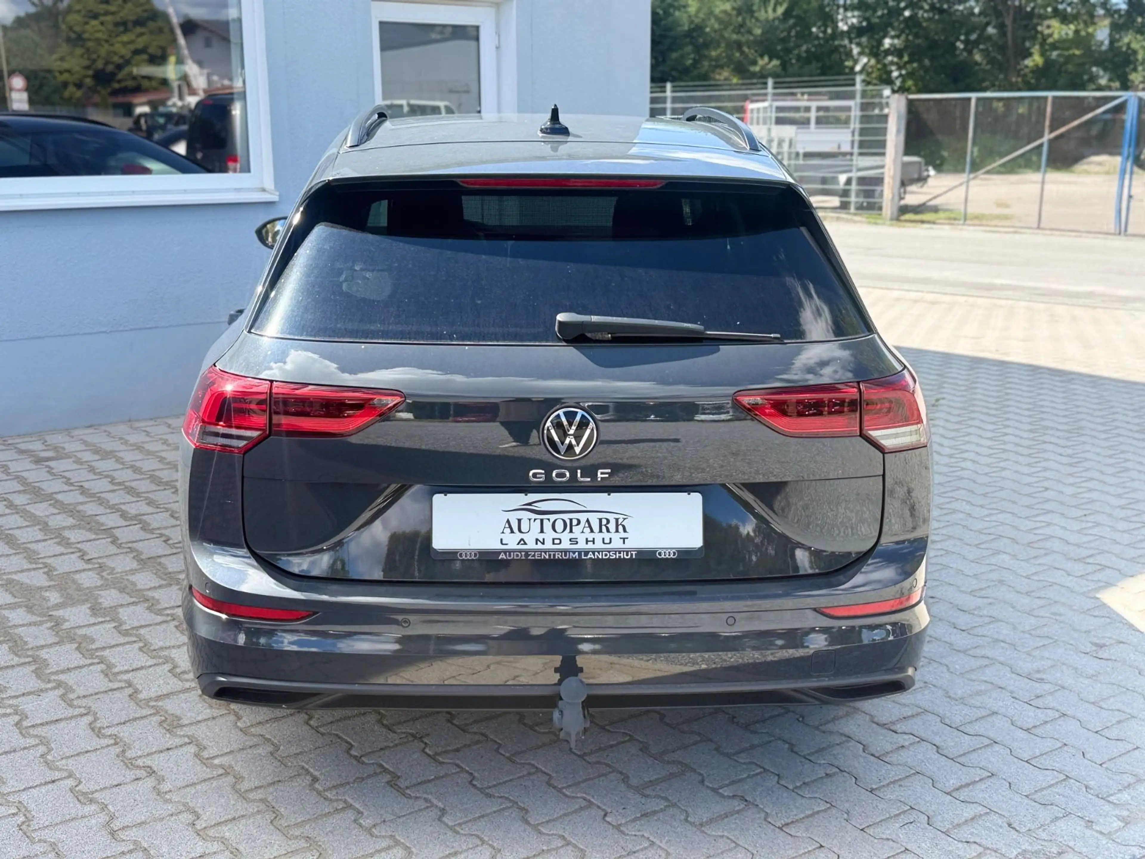 Volkswagen Golf VIII Variant Life I DSG I ACC I AHK I Navi — photo 6