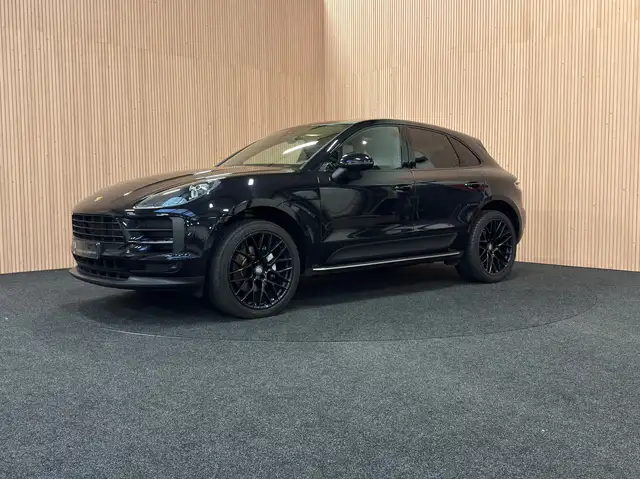 Porsche Macan Macan PDK| Pano| 21" zwart| Sportstoelen| Camera