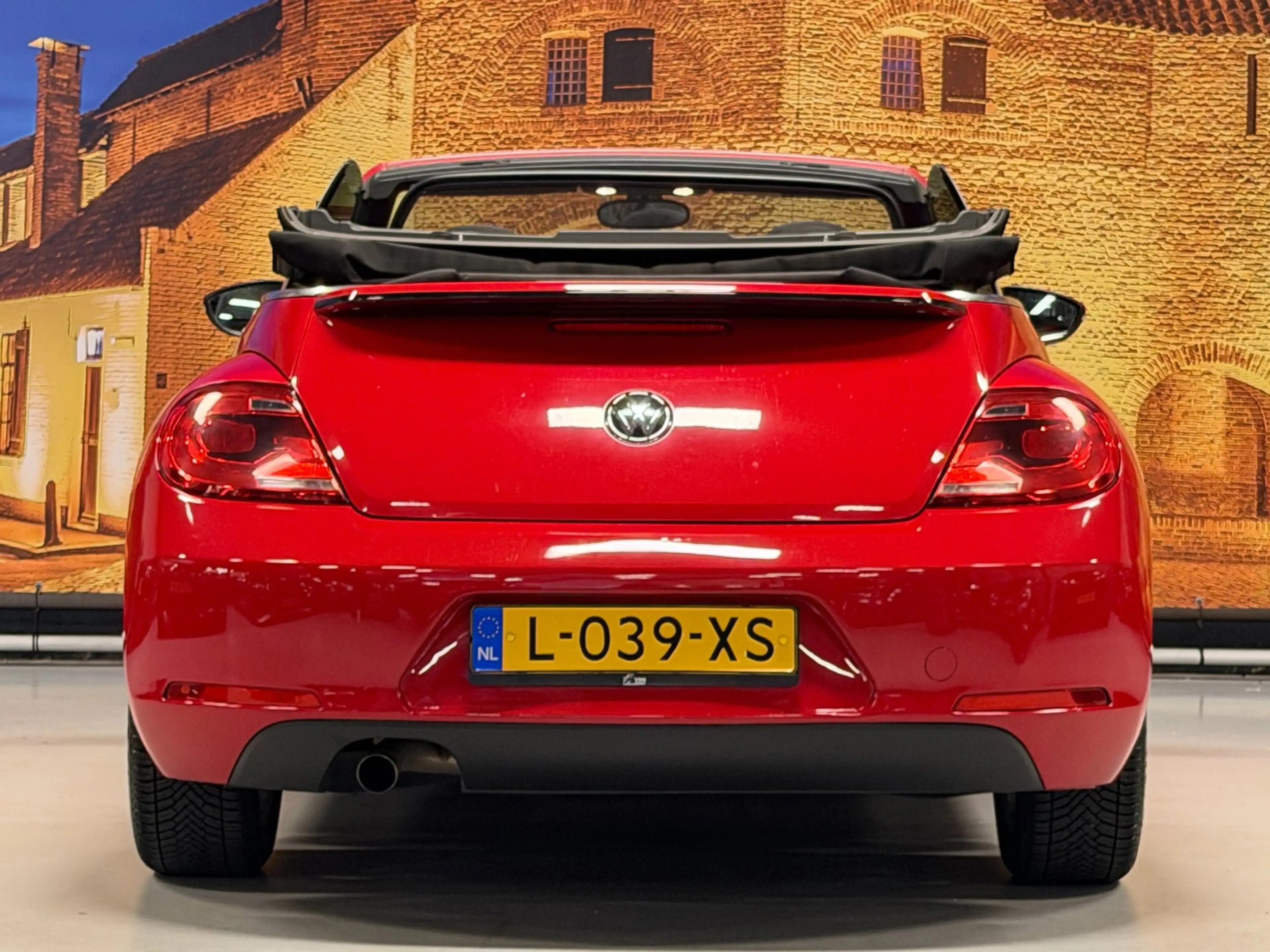 Volkswagen Beetle Cabriolet 2.0 TDI Design Climate&Cruise Control — photo 6