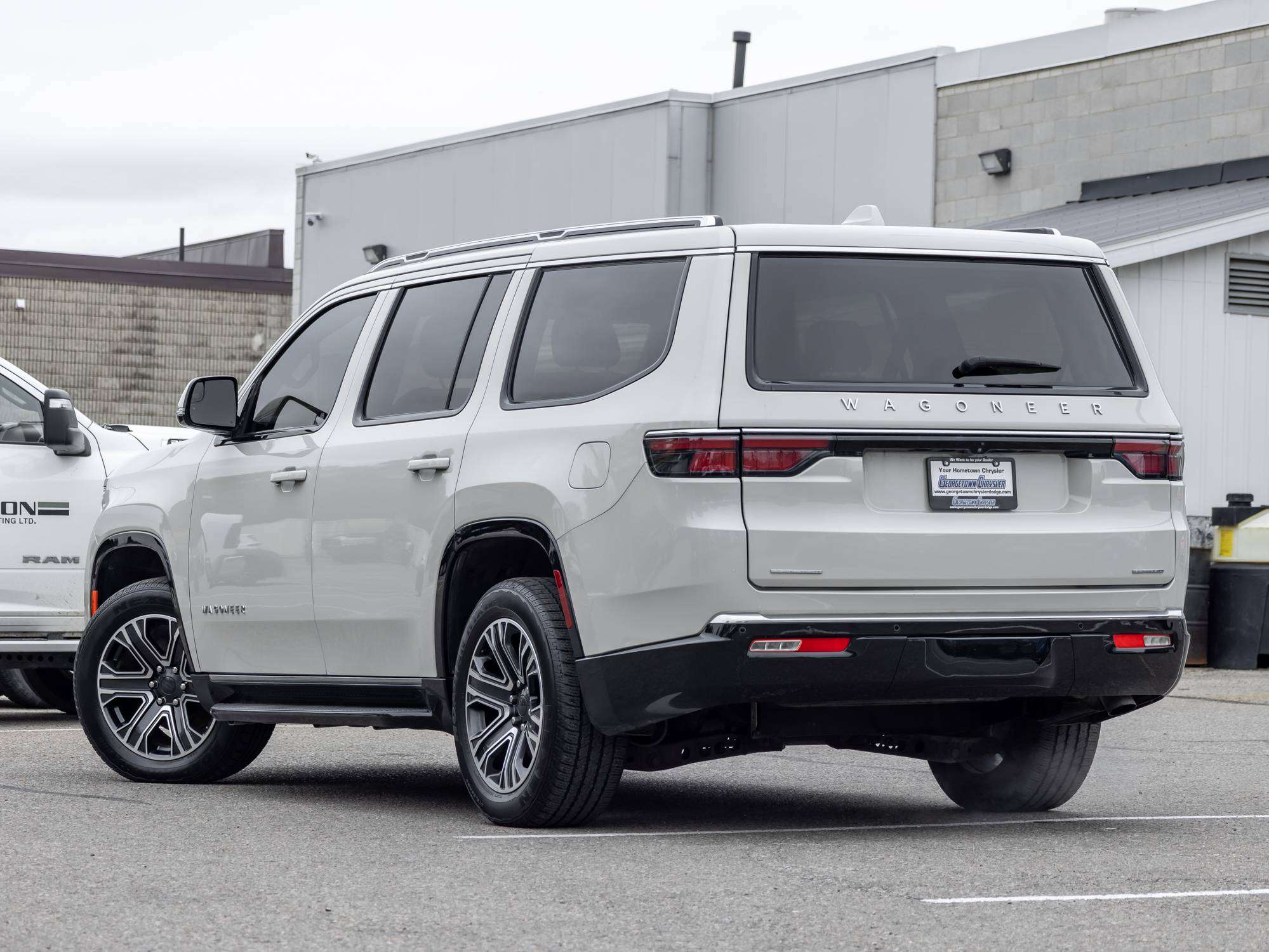 2022 Jeep Wagoneer 4WD