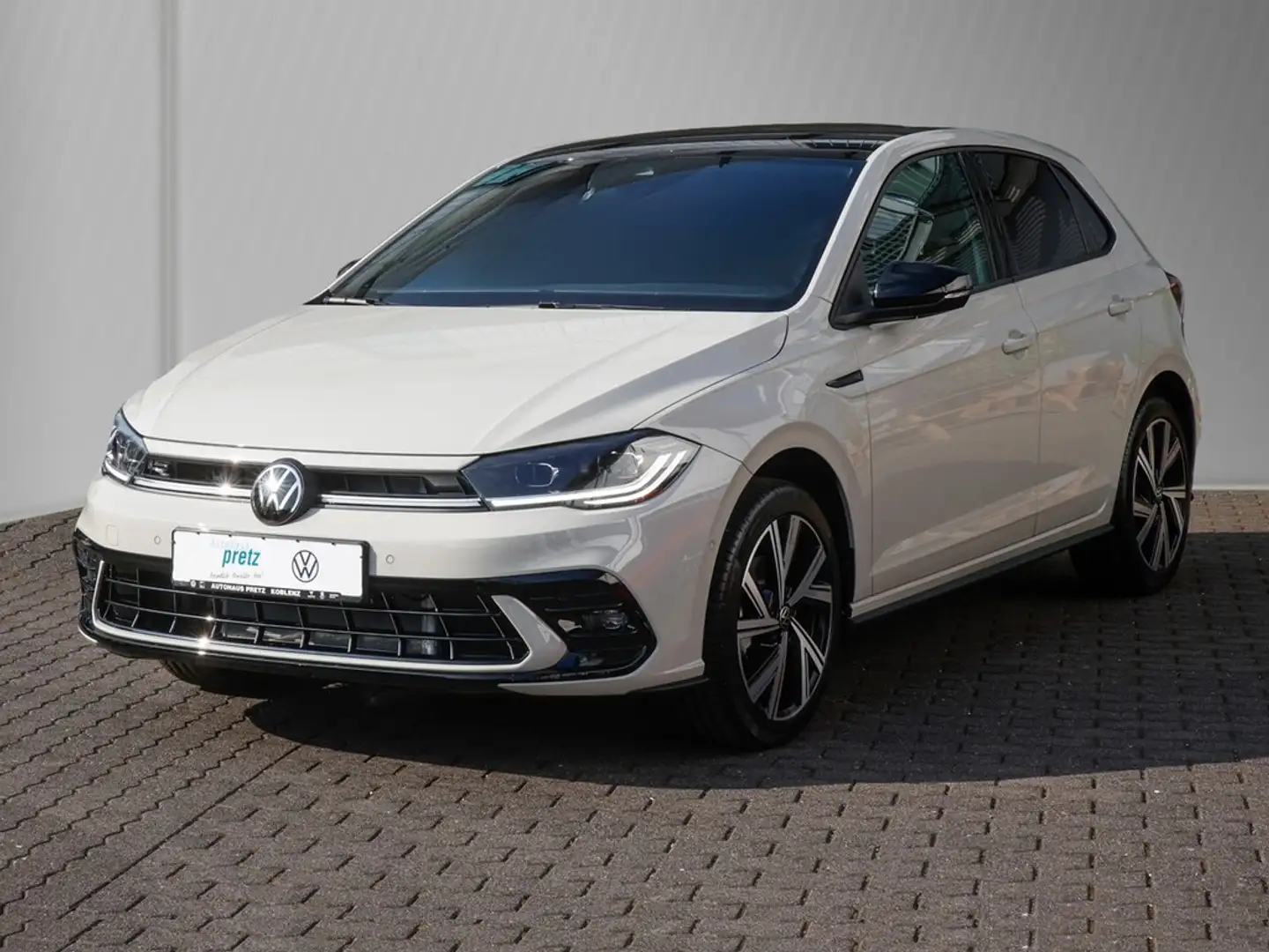 Volkswagen Polo 1.0 TSI DSG R-Line RFK, Clima, ID-Drive Gris - 2