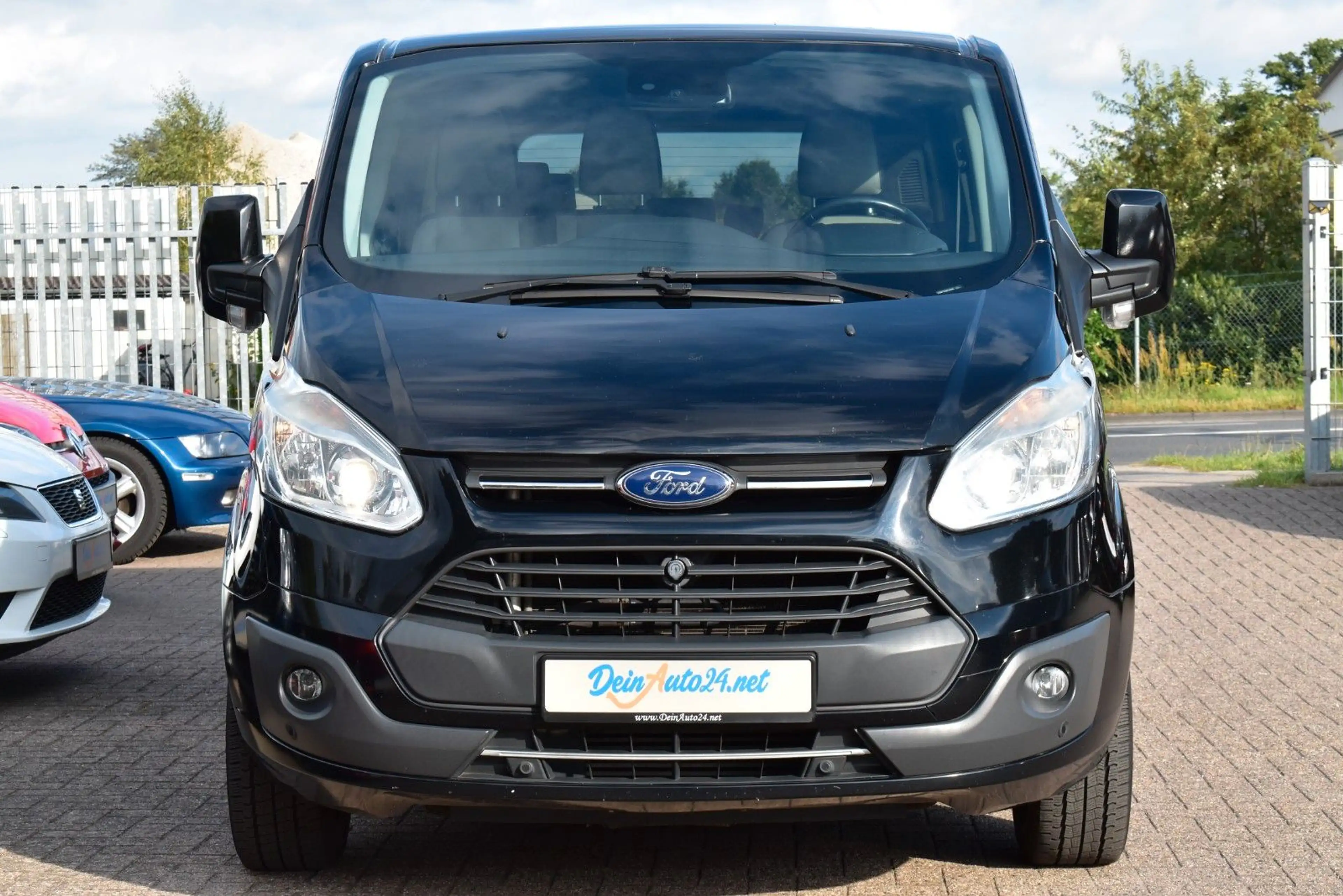 Ford Tourneo Custom Kombi 310 L2 Titanium 2.Hd|Leder| — photo 2