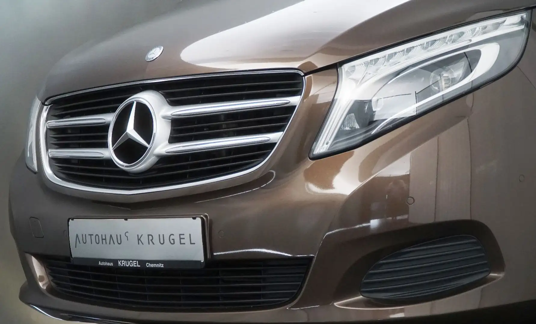 Mercedes-Benz V 250 Sport Paket SCORE lang Dolomitbraun!6Sitze Коричневий - 2